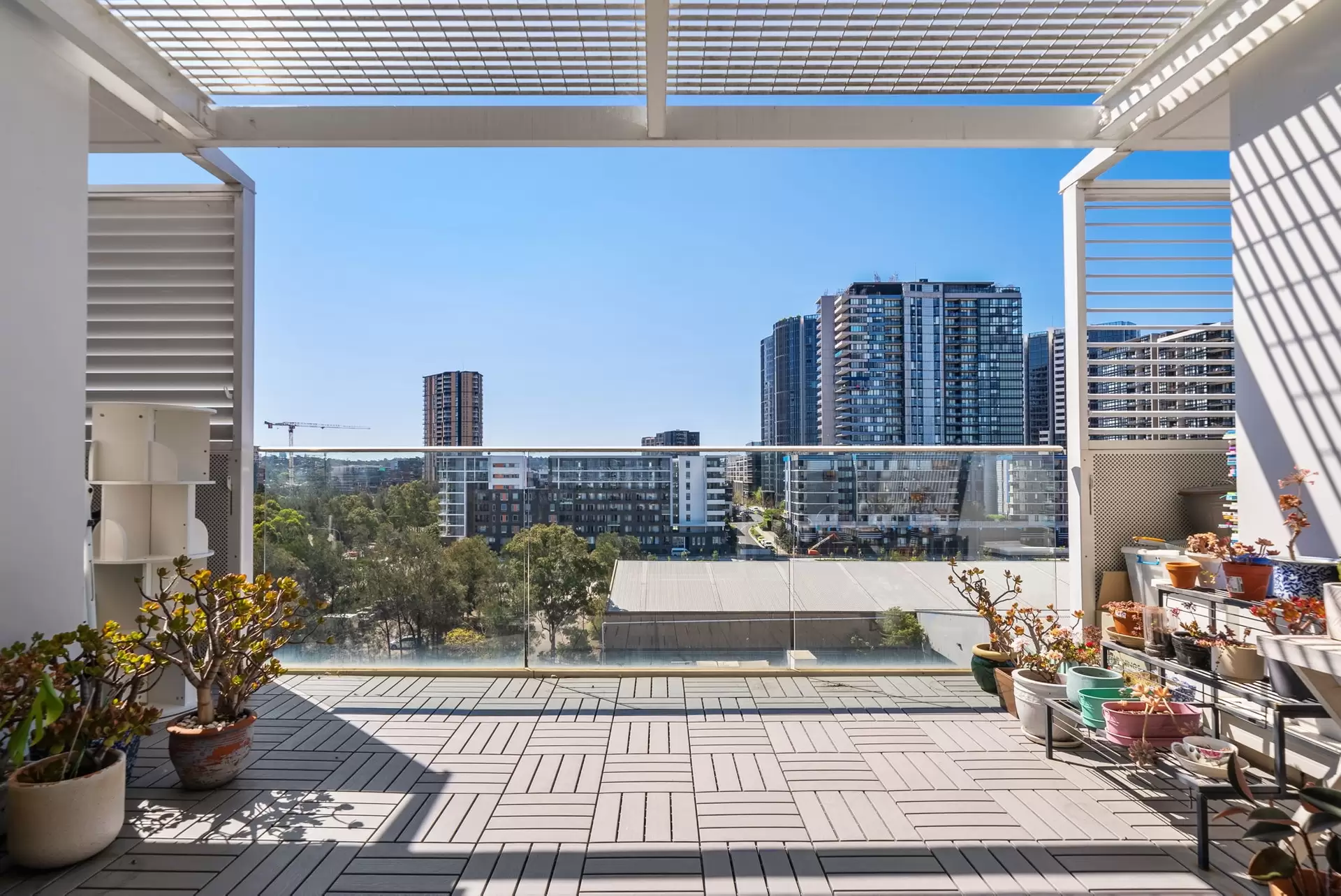 807/6 Nuvolari Place, Wentworth Point Sold by Chidiac Realty - image 1