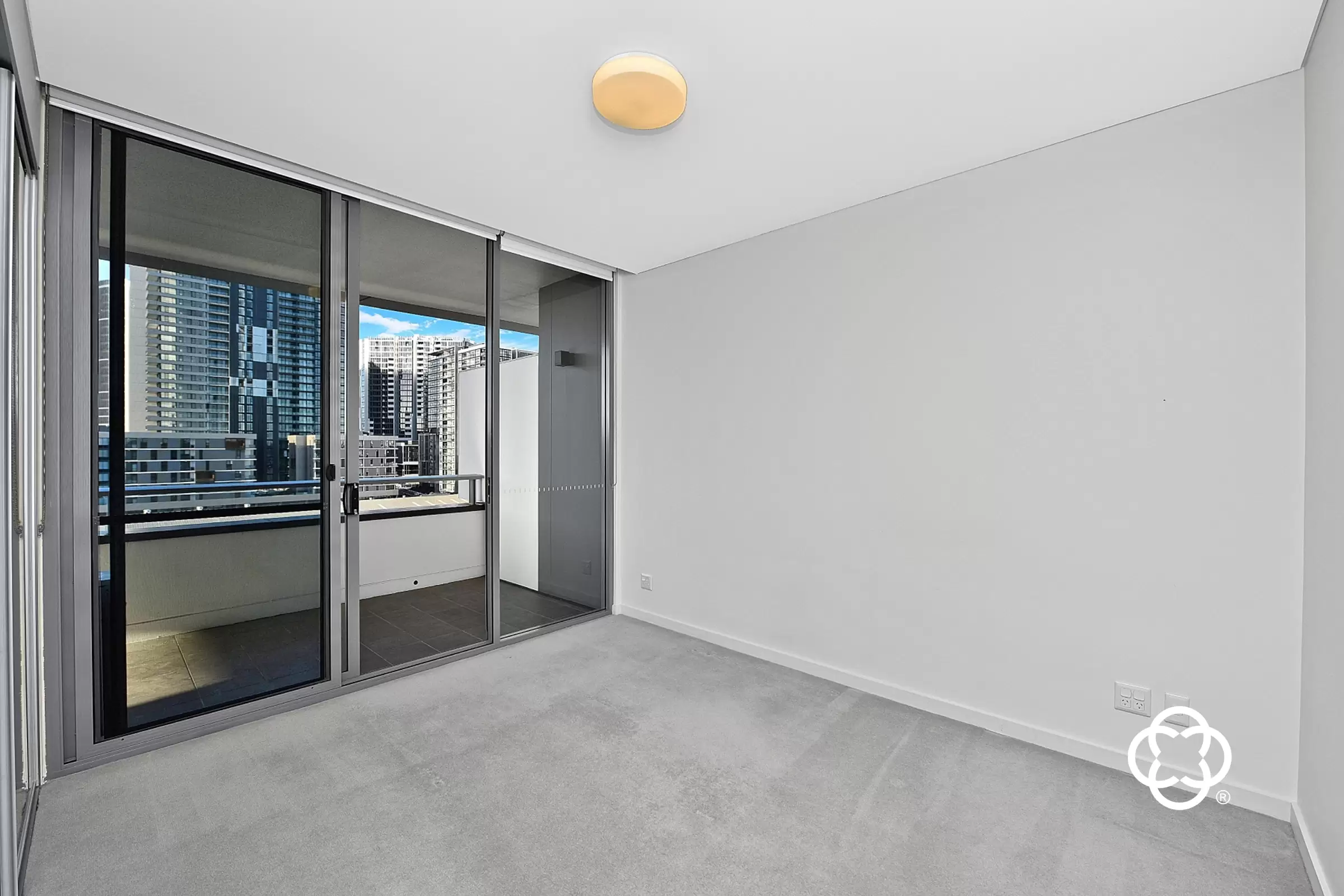 802/8 Nuvolari Place, Wentworth Point Leased by Chidiac Realty - image 5