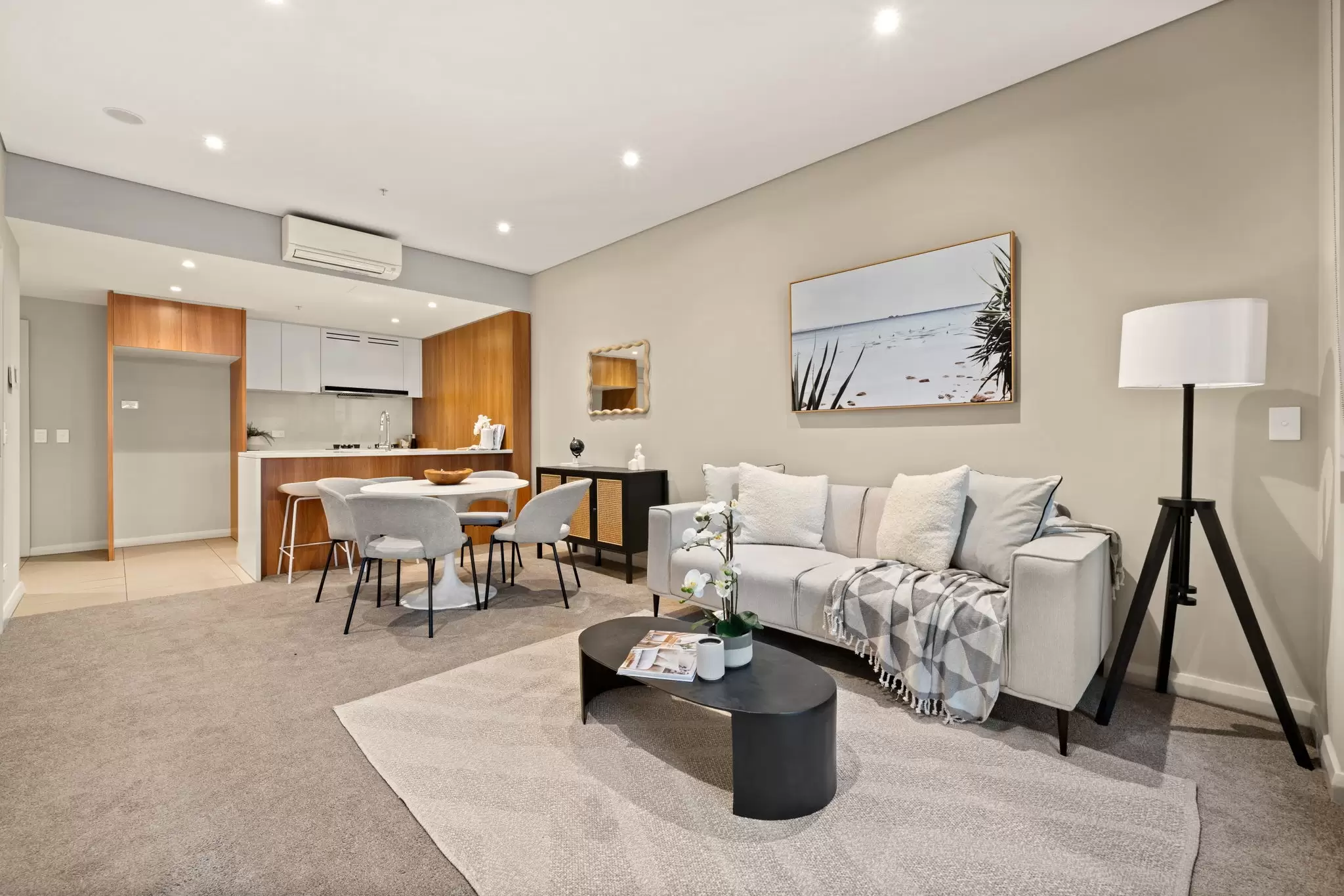 610/5 Wentworth Place, Wentworth Point Sold by Chidiac Realty - image 1