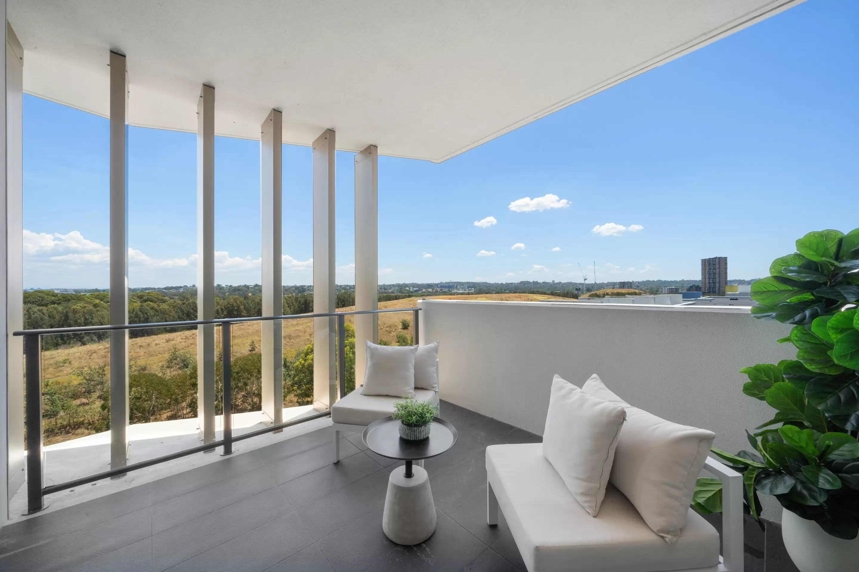 15112/1 Bennelong Parkway, Wentworth Point For Sale by Chidiac Realty - image 2