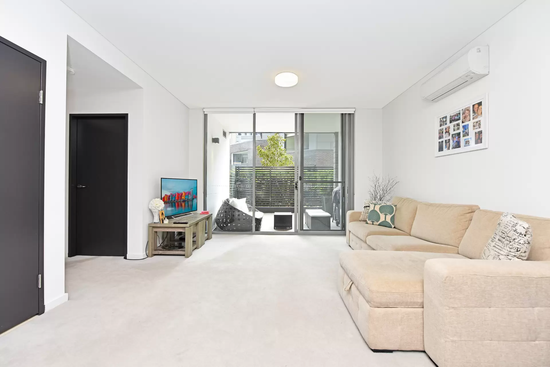 213/19 Baywater Drive, Wentworth Point Leased by Chidiac Realty - image 1