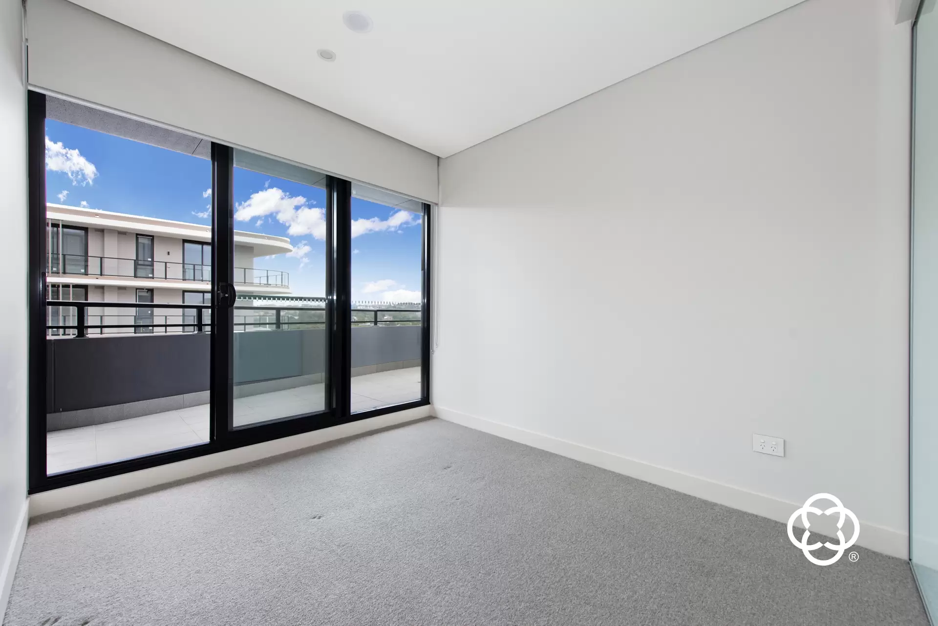 820/6 Lapwing Street, Wentworth Point Leased by Chidiac Realty - image 1