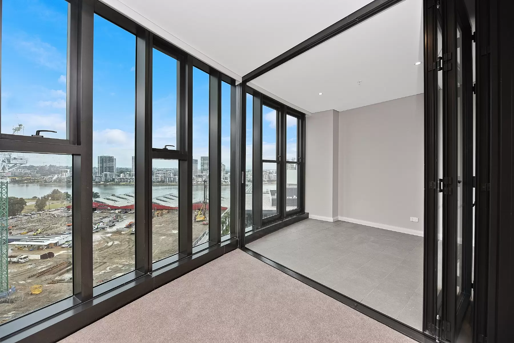 1105/2 Waterways Street, Wentworth Point Leased by Chidiac Realty - image 2