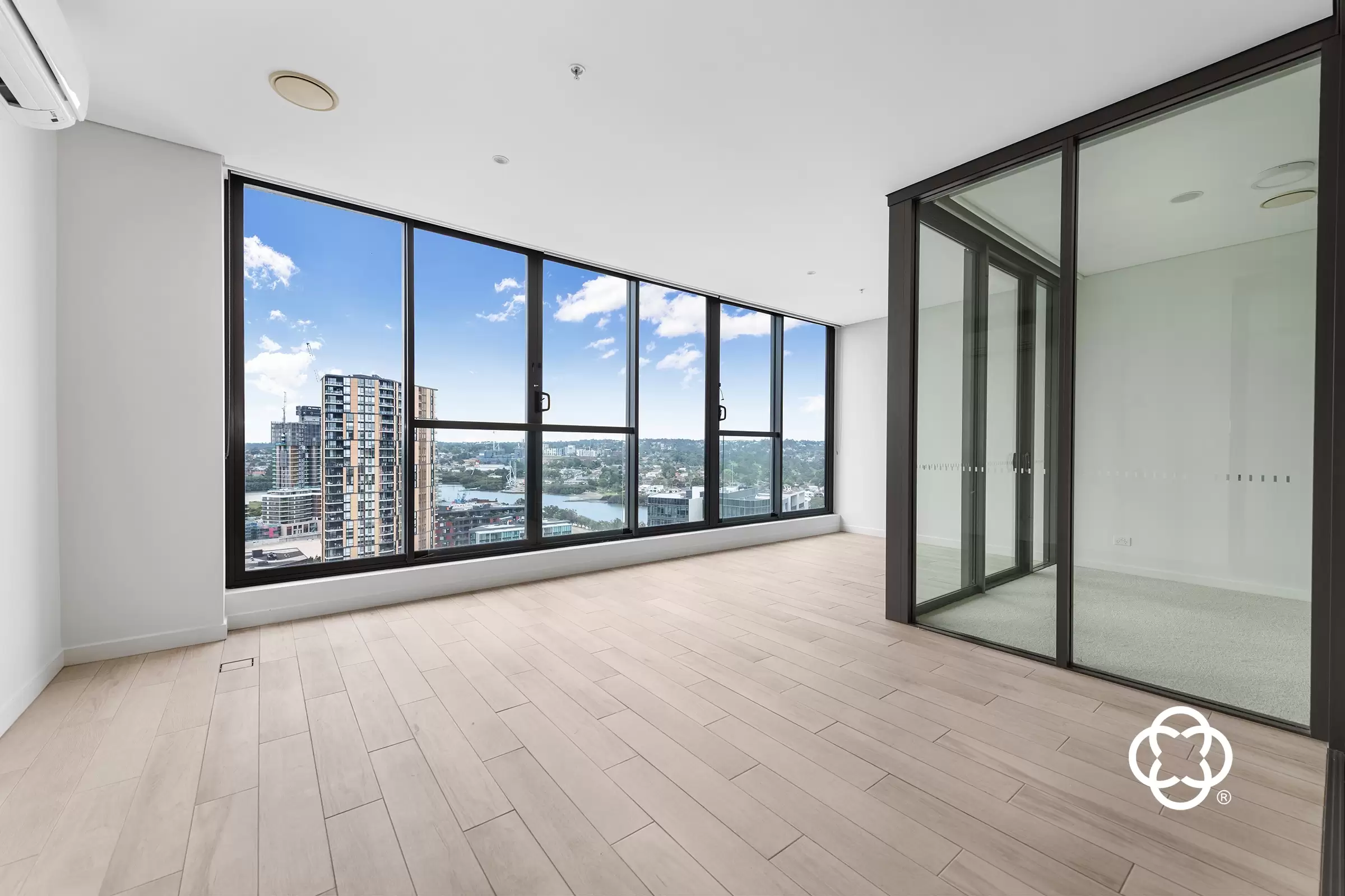 1913/11 Wentworth Place, Wentworth Point Leased by Chidiac Realty - image 1