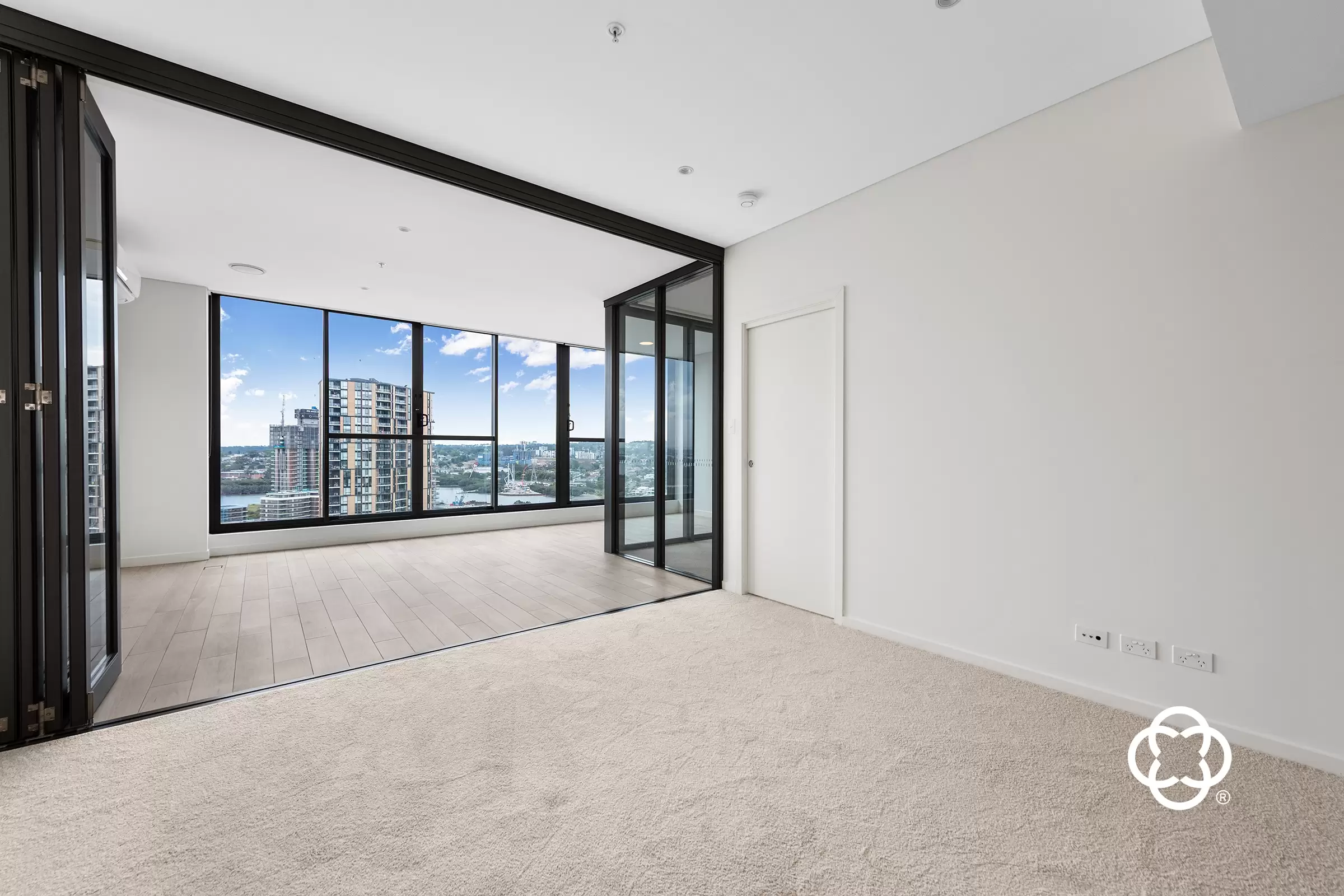 1913/11 Wentworth Place, Wentworth Point Leased by Chidiac Realty - image 3