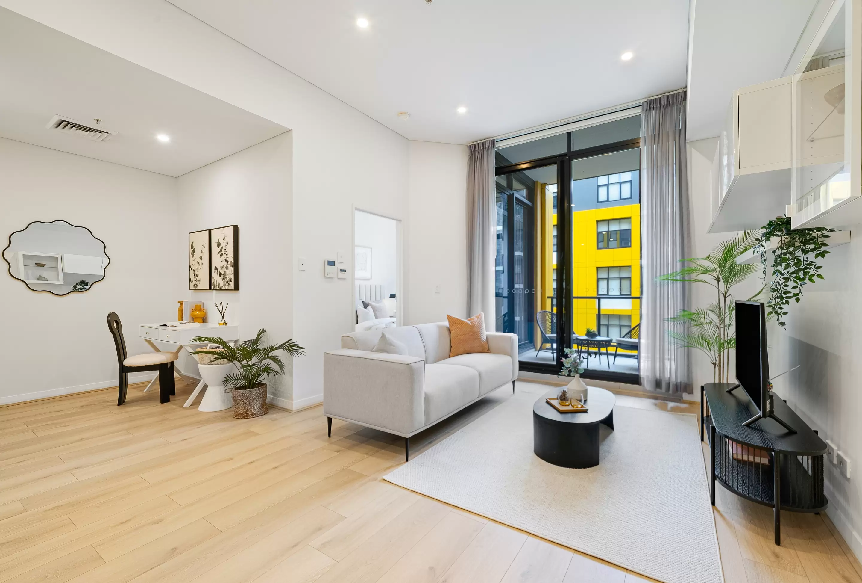 202A/1 Hamilton Crescent, Ryde Sold by Chidiac Realty - image 1