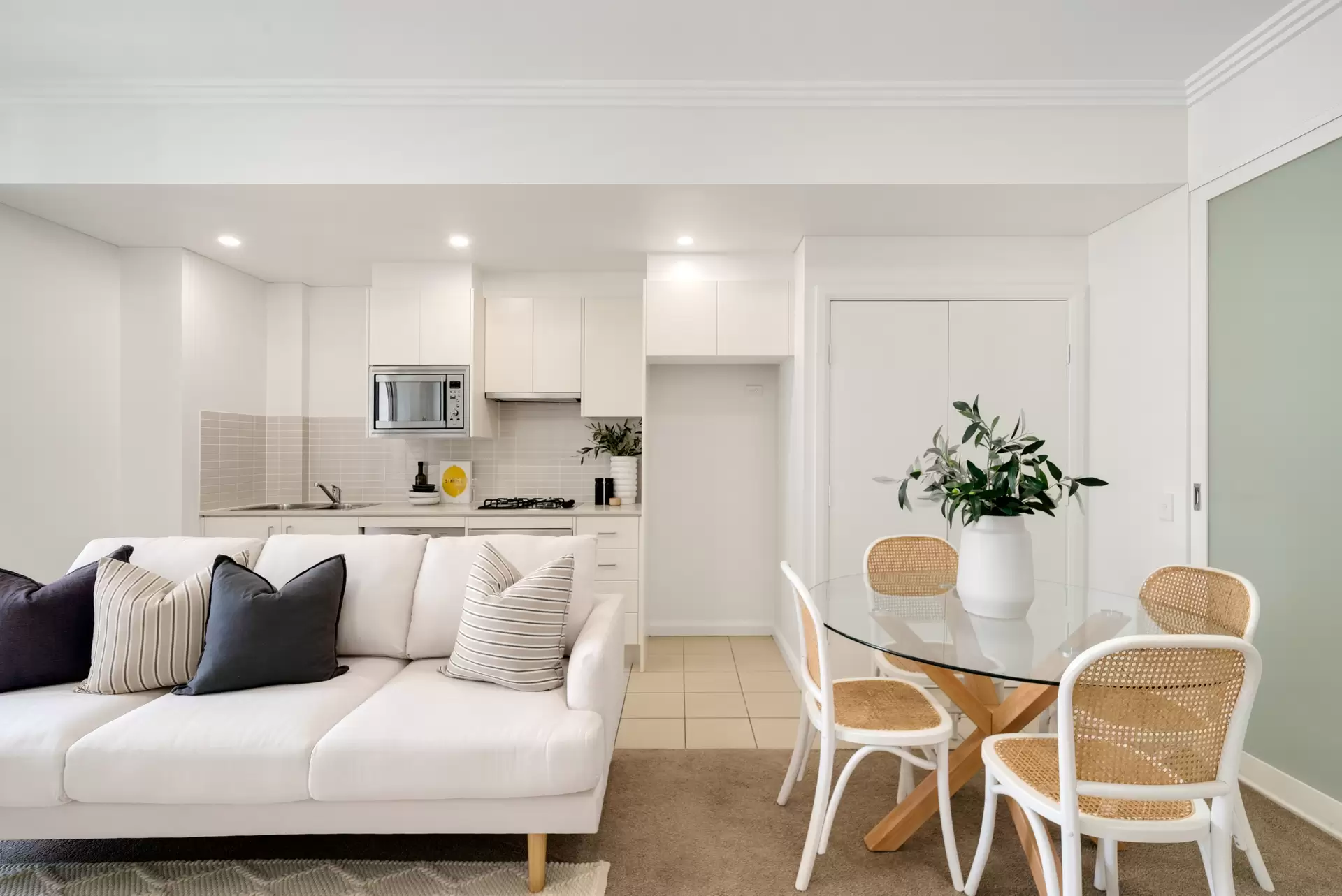 611/21 Hill Road, Wentworth Point Sold by Chidiac Realty - image 1