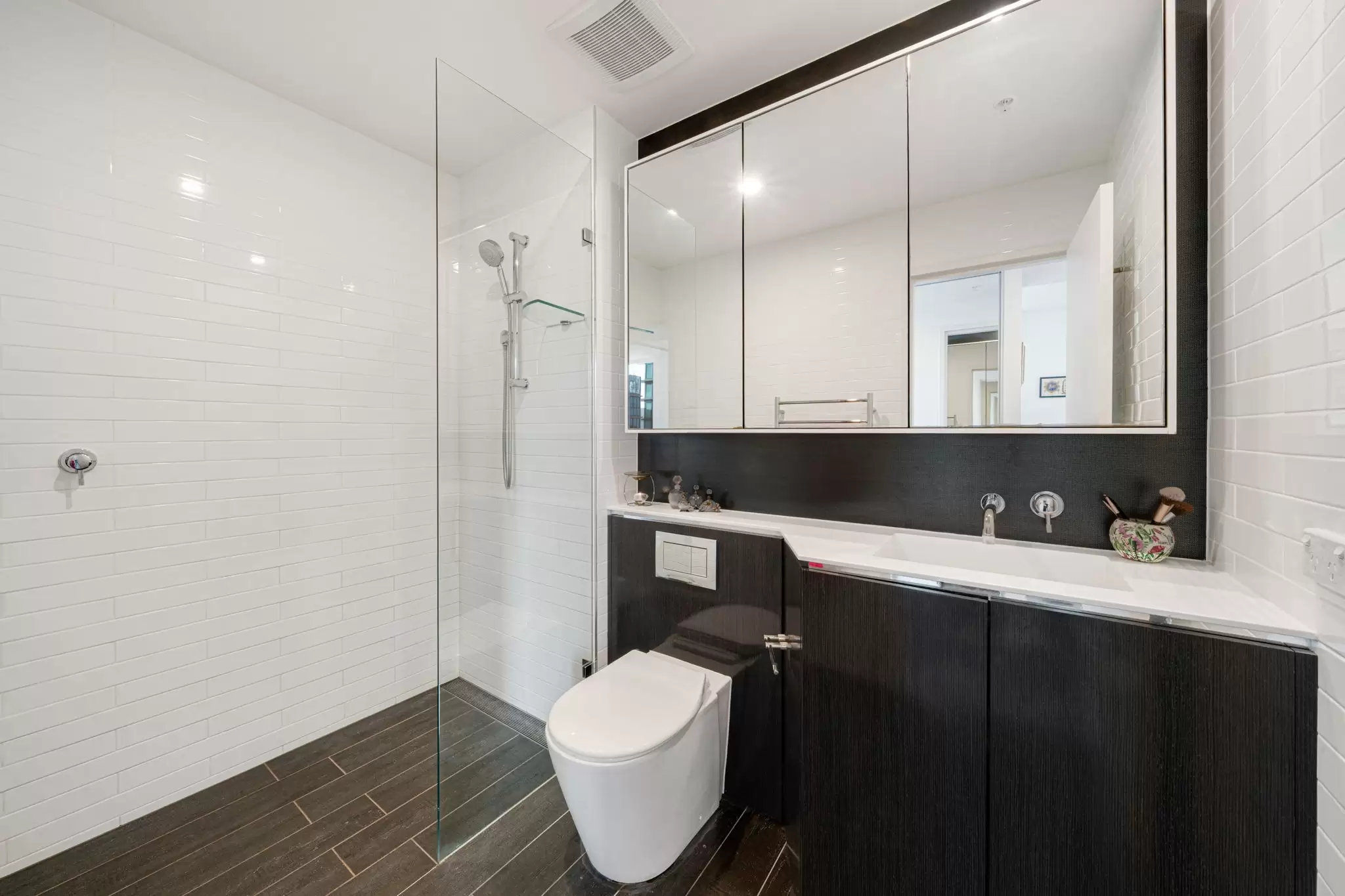 950/1D Burroway Road, Wentworth Point For Sale by Chidiac Realty - image 9