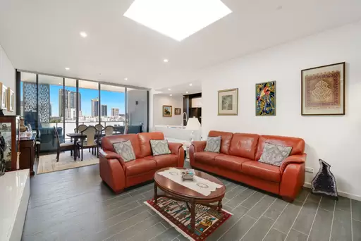 950/1D Burroway Road, Wentworth Point For Sale by Chidiac Realty