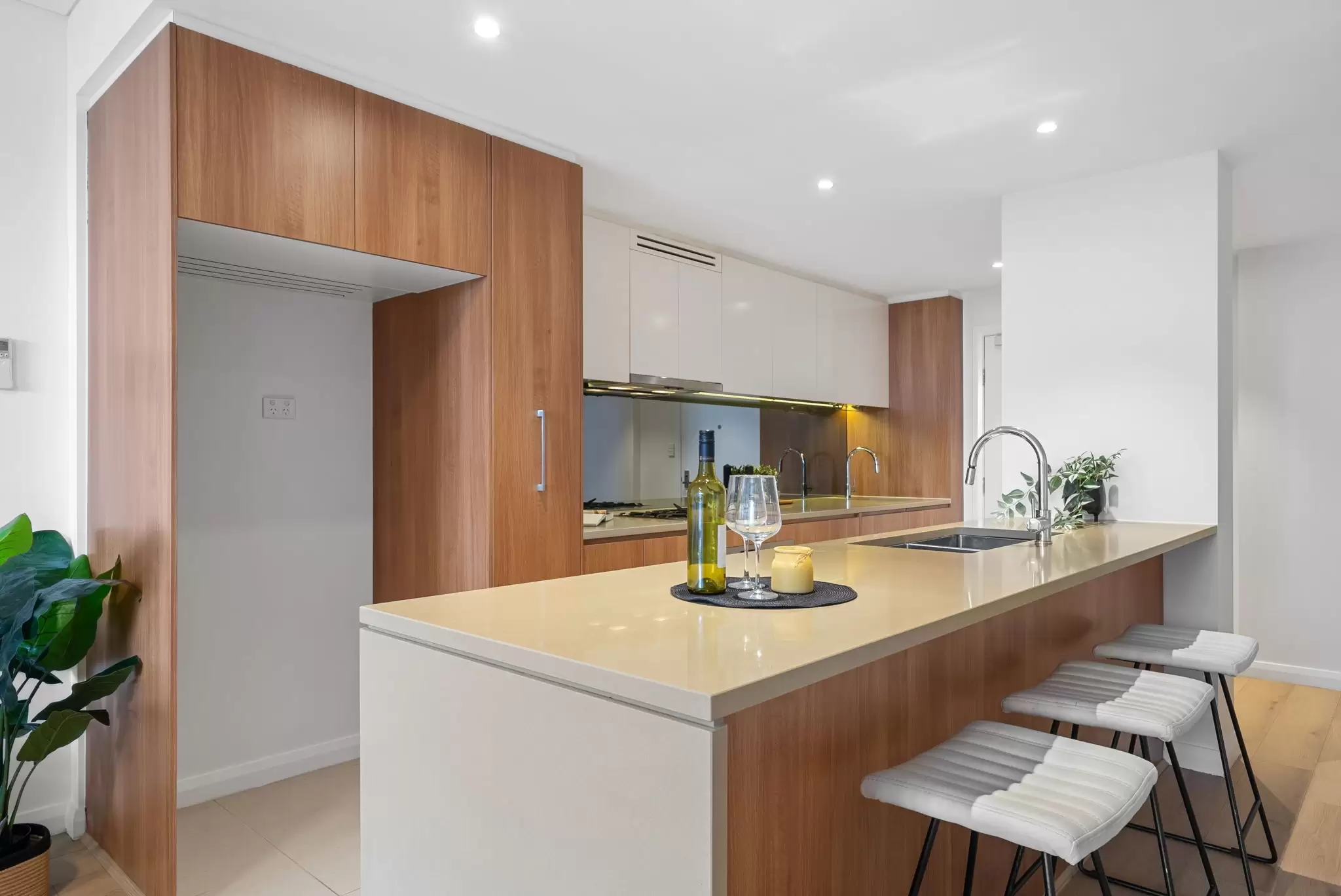 807/10 Burroway Road, Wentworth Point Sold by Chidiac Realty - image 6
