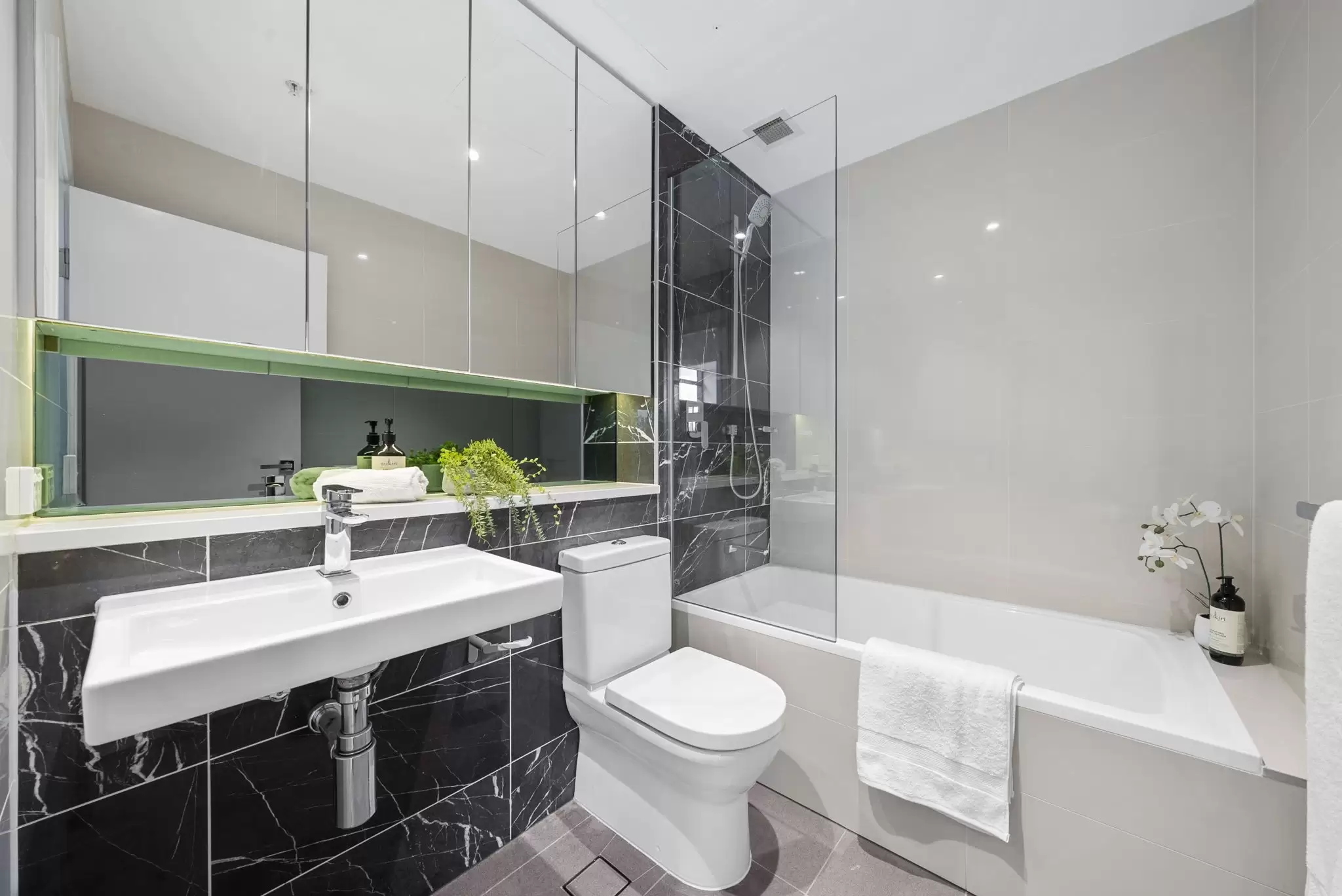 807/10 Burroway Road, Wentworth Point Sold by Chidiac Realty - image 8