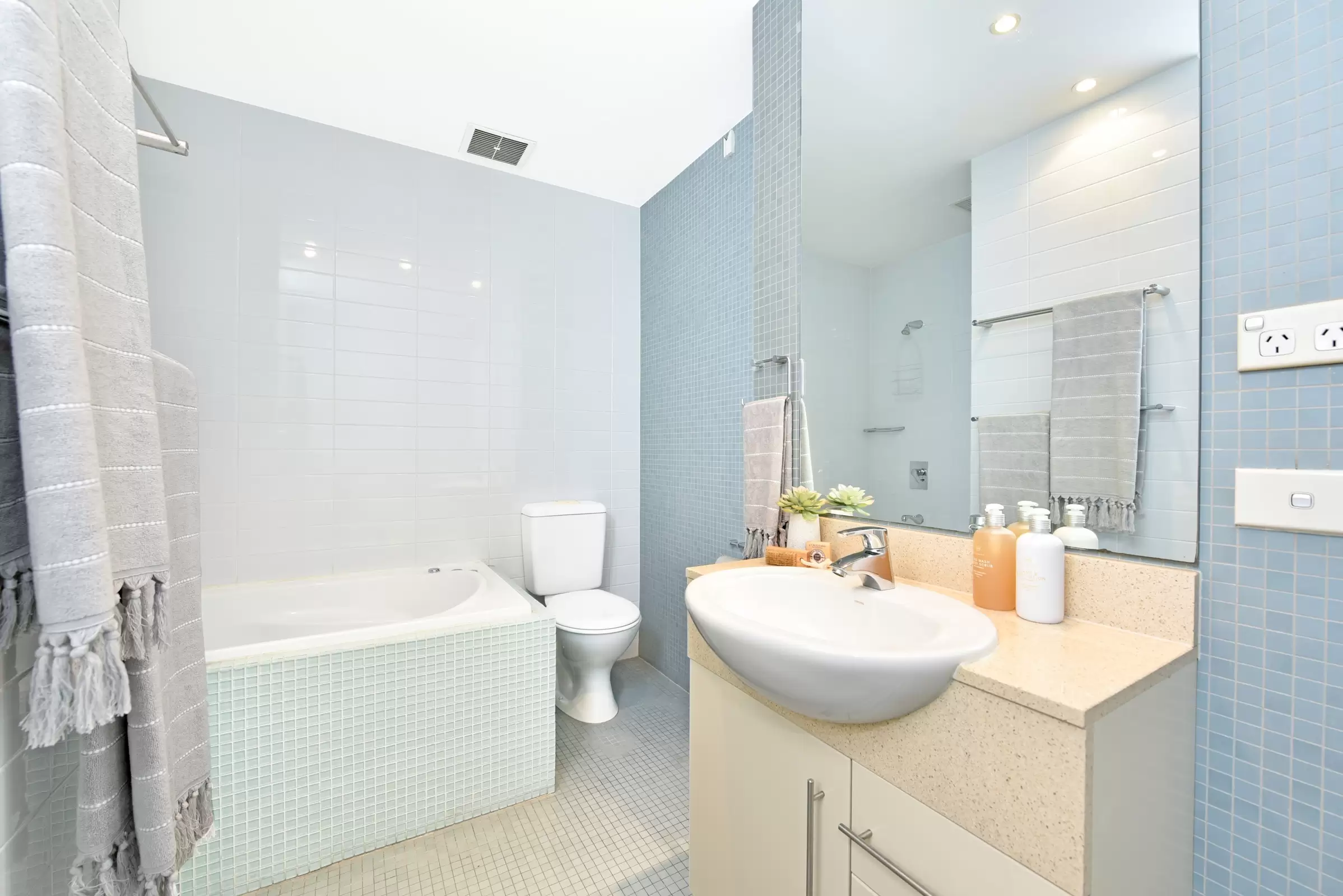 601/1 The Piazza, Wentworth Point Leased by Chidiac Realty - image 9