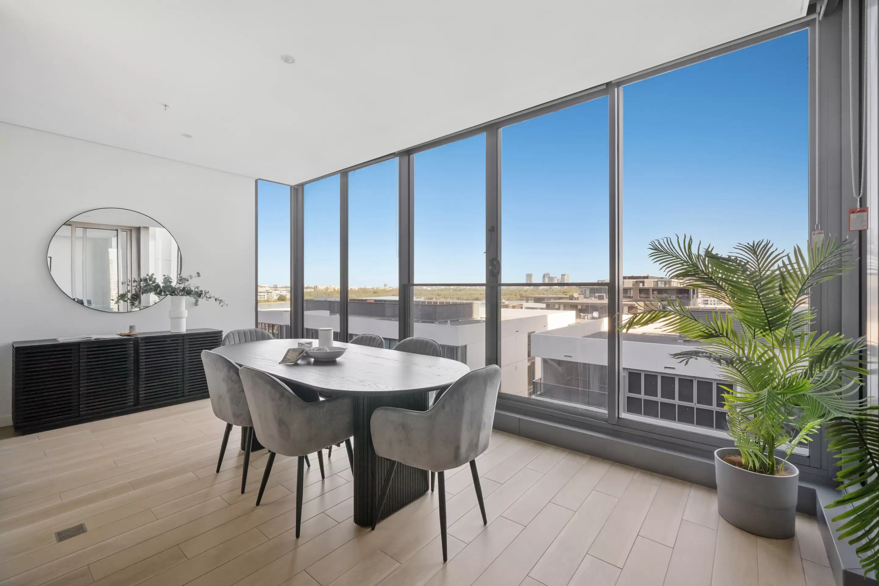 910/26 Footbridge Boulevard, Wentworth Point Sold by Chidiac Realty - image 5