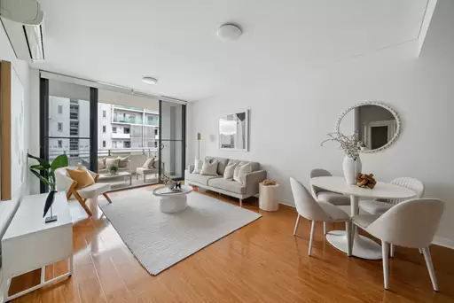 516/6 Baywater Drive, Wentworth Point For Sale by Chidiac Realty