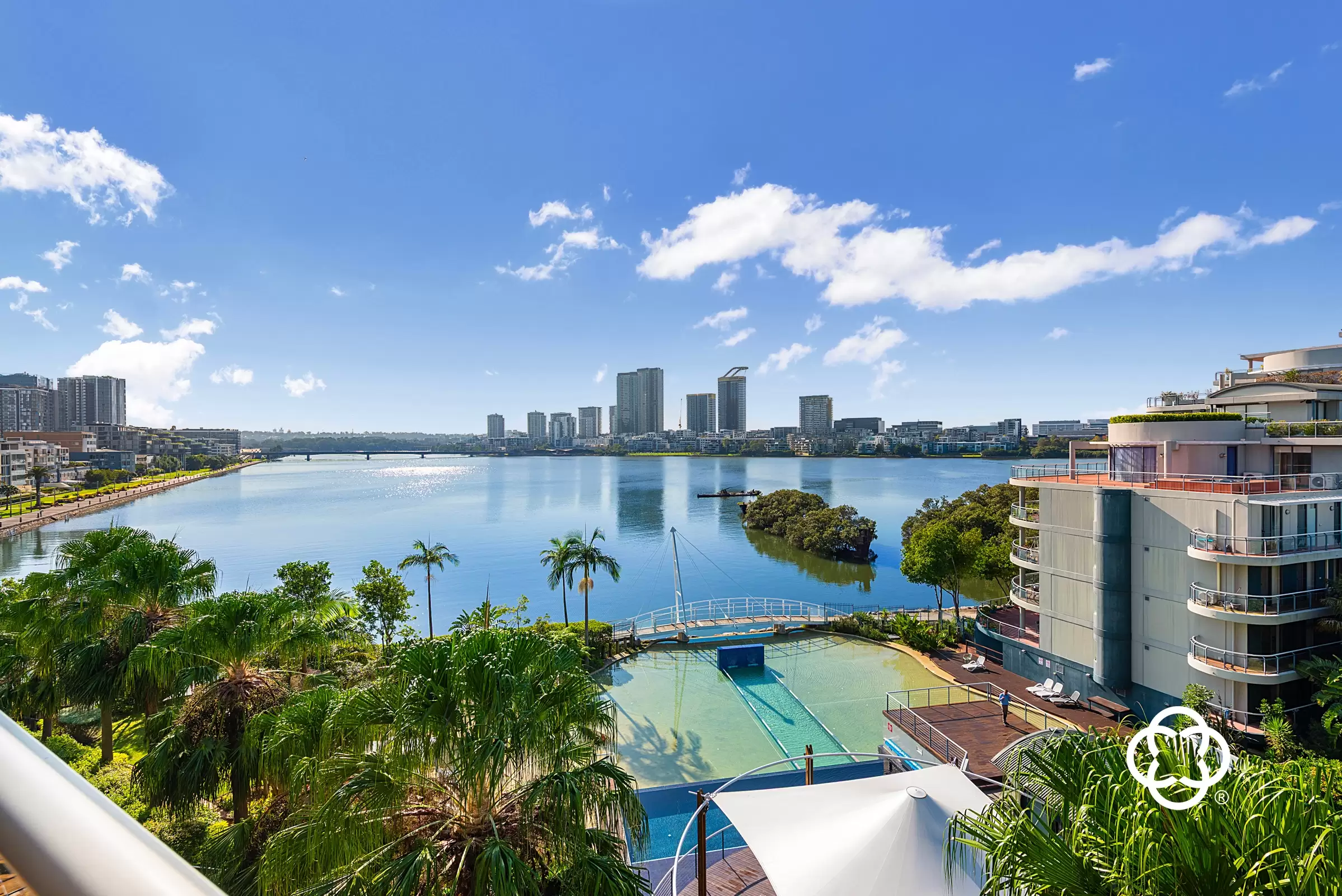 89/27 Bennelong Parkway, Wentworth Point Leased by Chidiac Realty - image 2