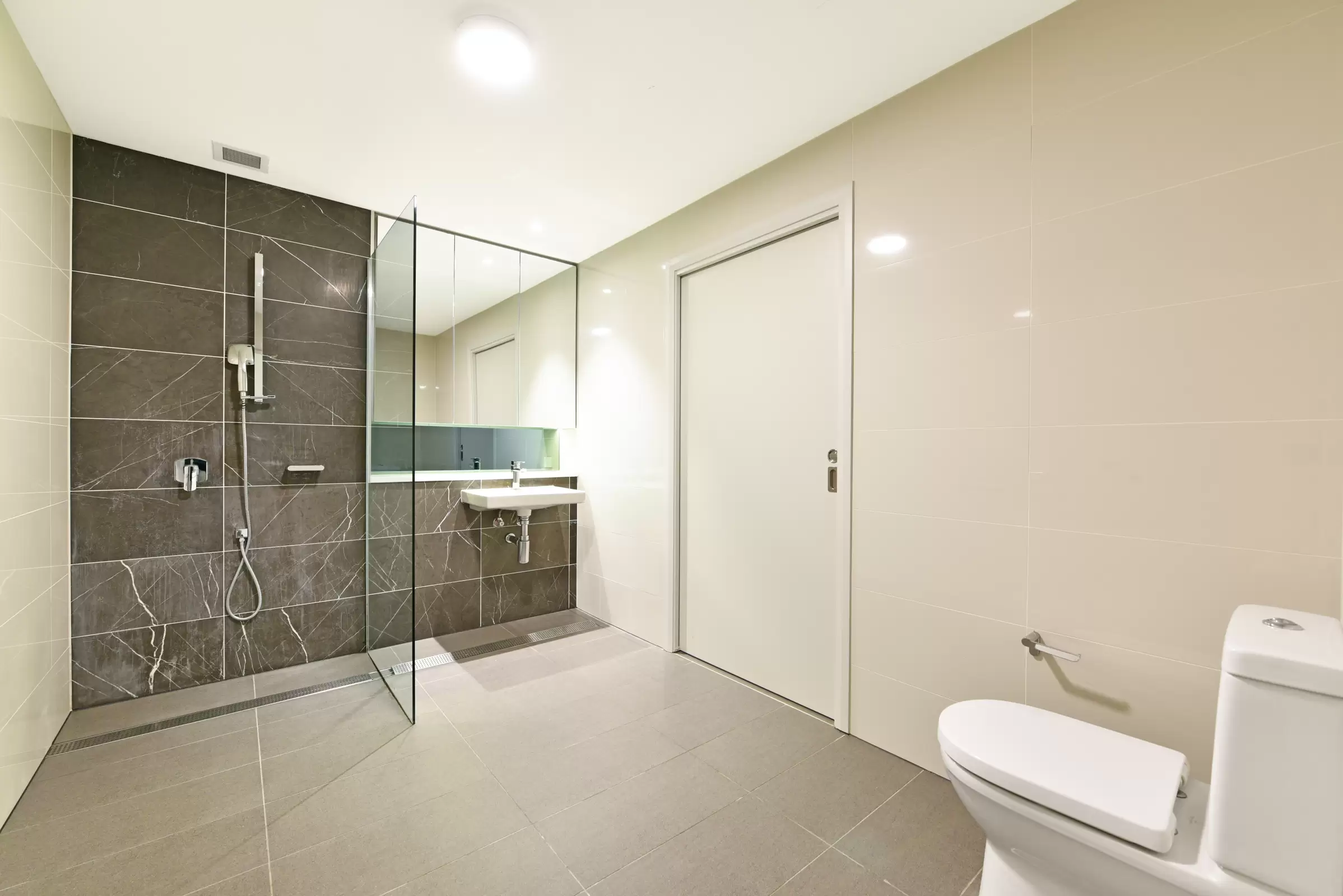 803/55 Hill Road, Wentworth Point Leased by Chidiac Realty - image 2