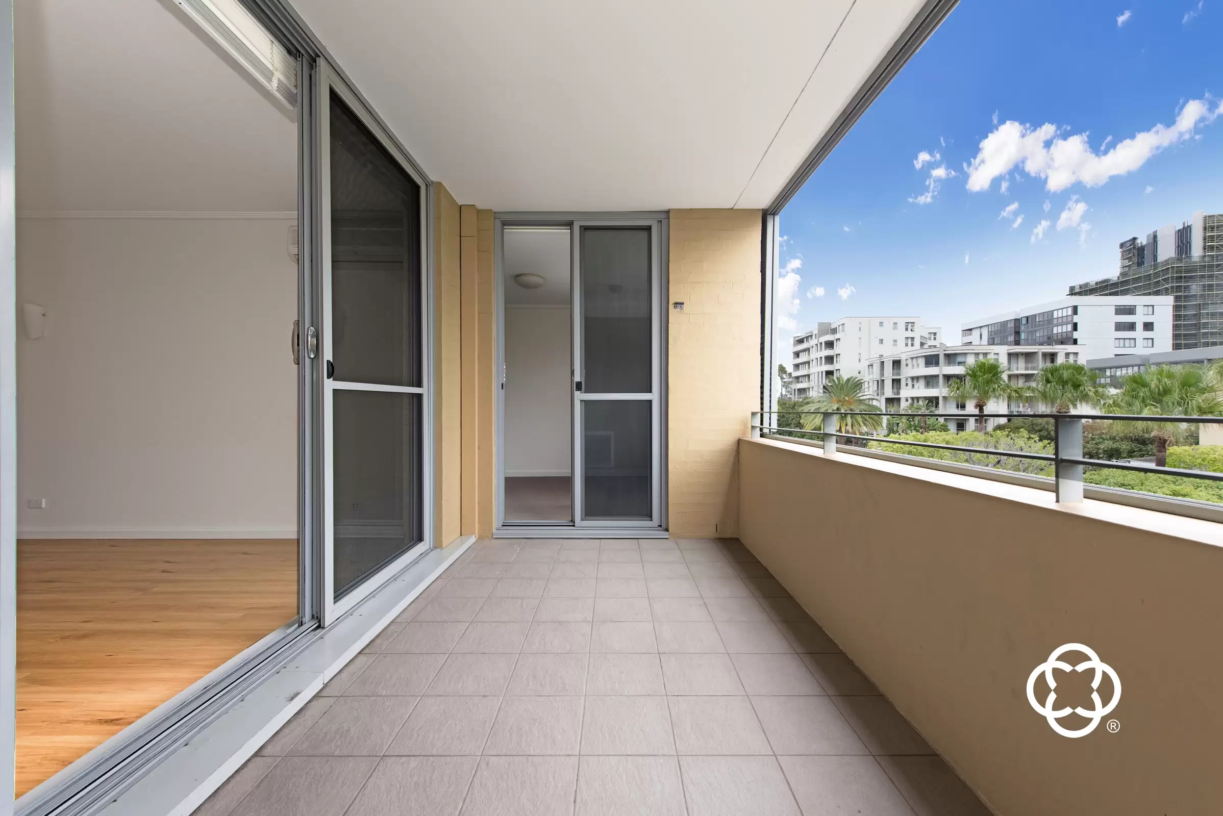 305/4 The Piazza, Wentworth Point Leased by Chidiac Realty - image 2