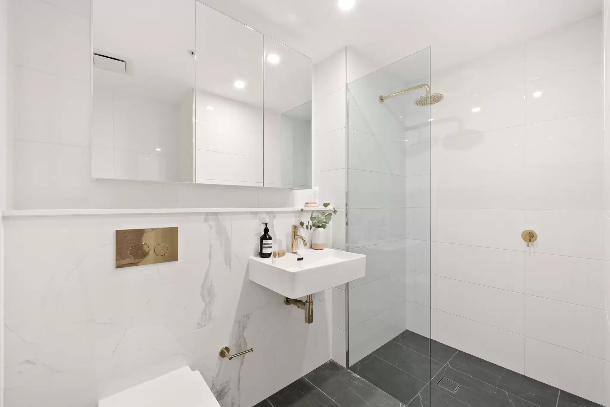 11072/17 Amalfi Drive, Wentworth Point For Sale by Chidiac Realty - image 10