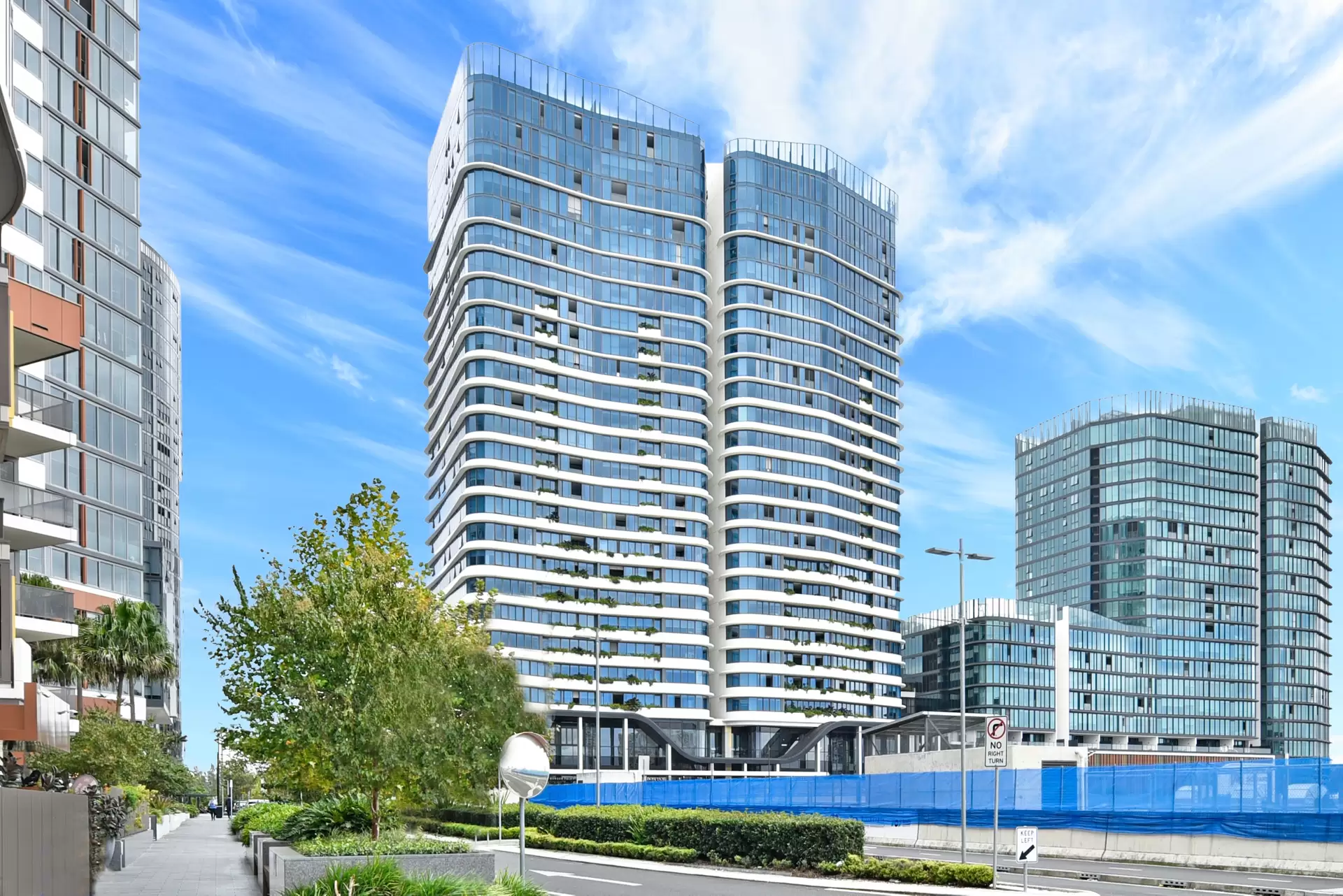 714/11 Wentworth Place, Wentworth Point For Lease by Chidiac Realty - image 1