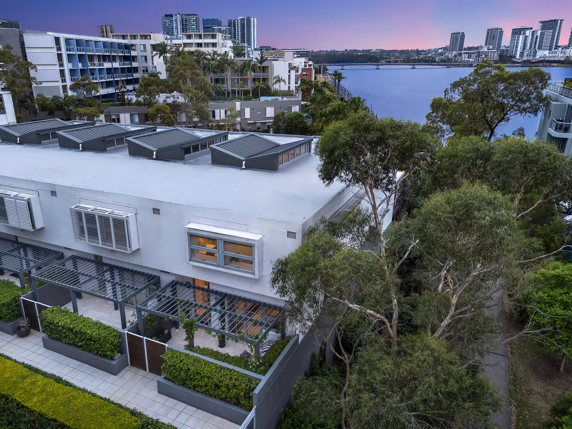 105/1 Amalfi Drive, Wentworth Point Leased by Chidiac Realty - image 1