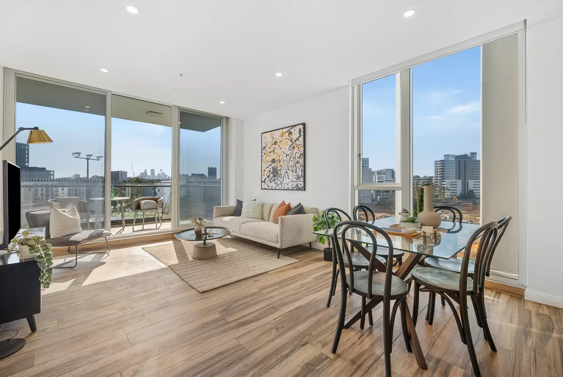 505/8 Rose Valley Way, Zetland Sold by Chidiac Realty - image 1