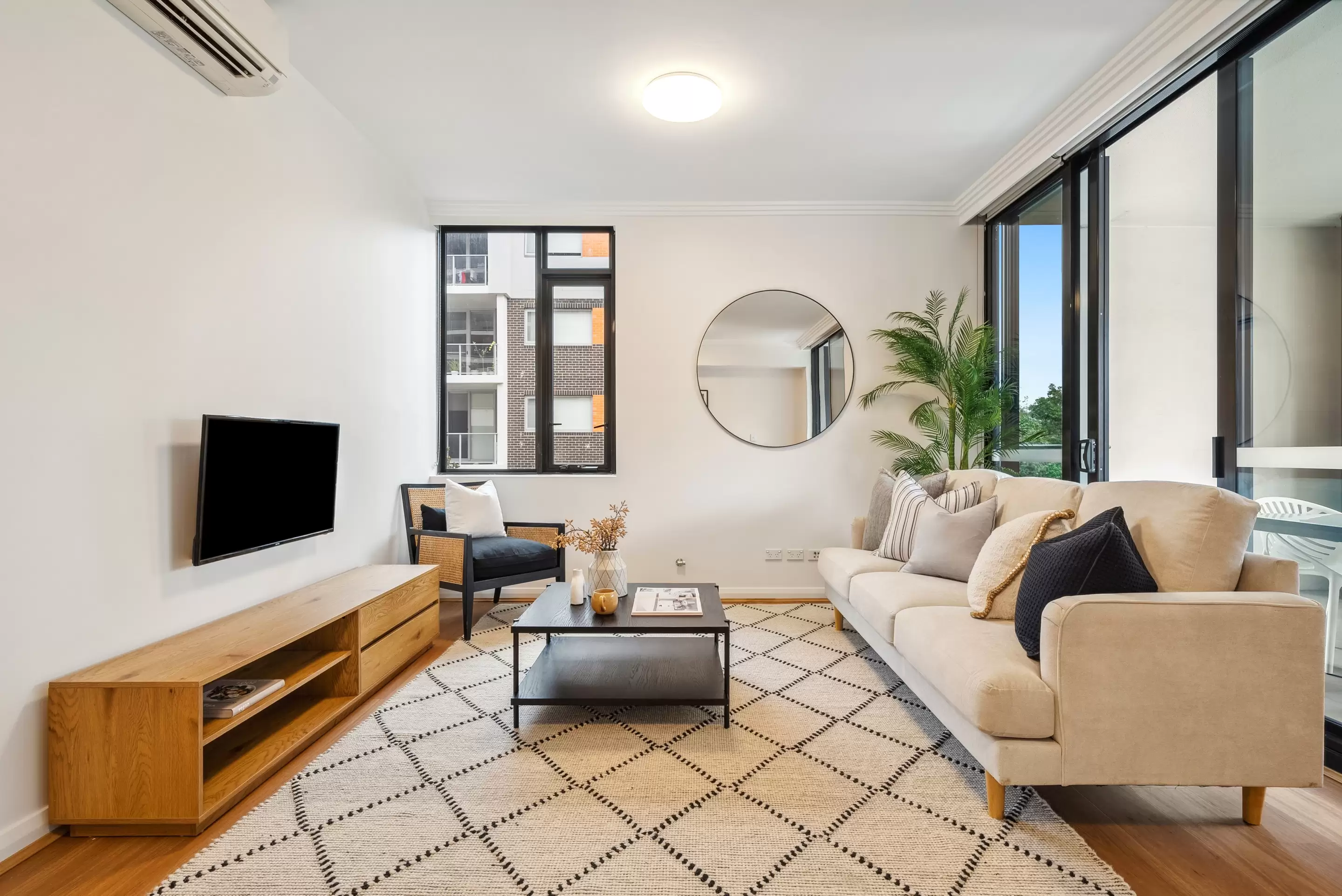 402/47 Hill Road, Wentworth Point Sold by Chidiac Realty - image 5