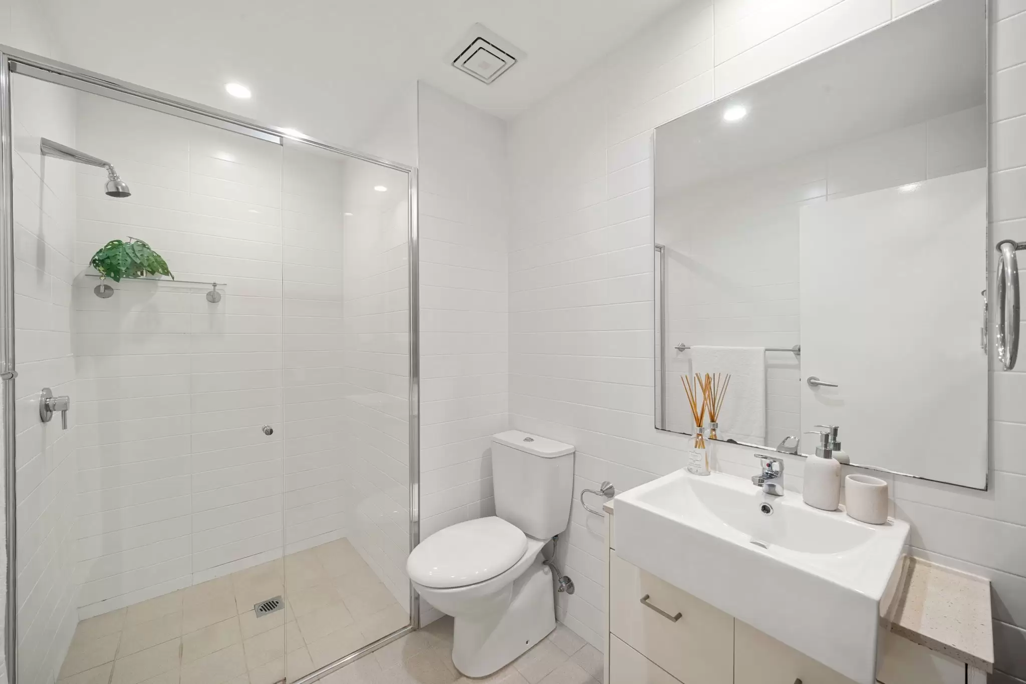712/19 Hill Road, Wentworth Point For Sale by Chidiac Realty - image 7