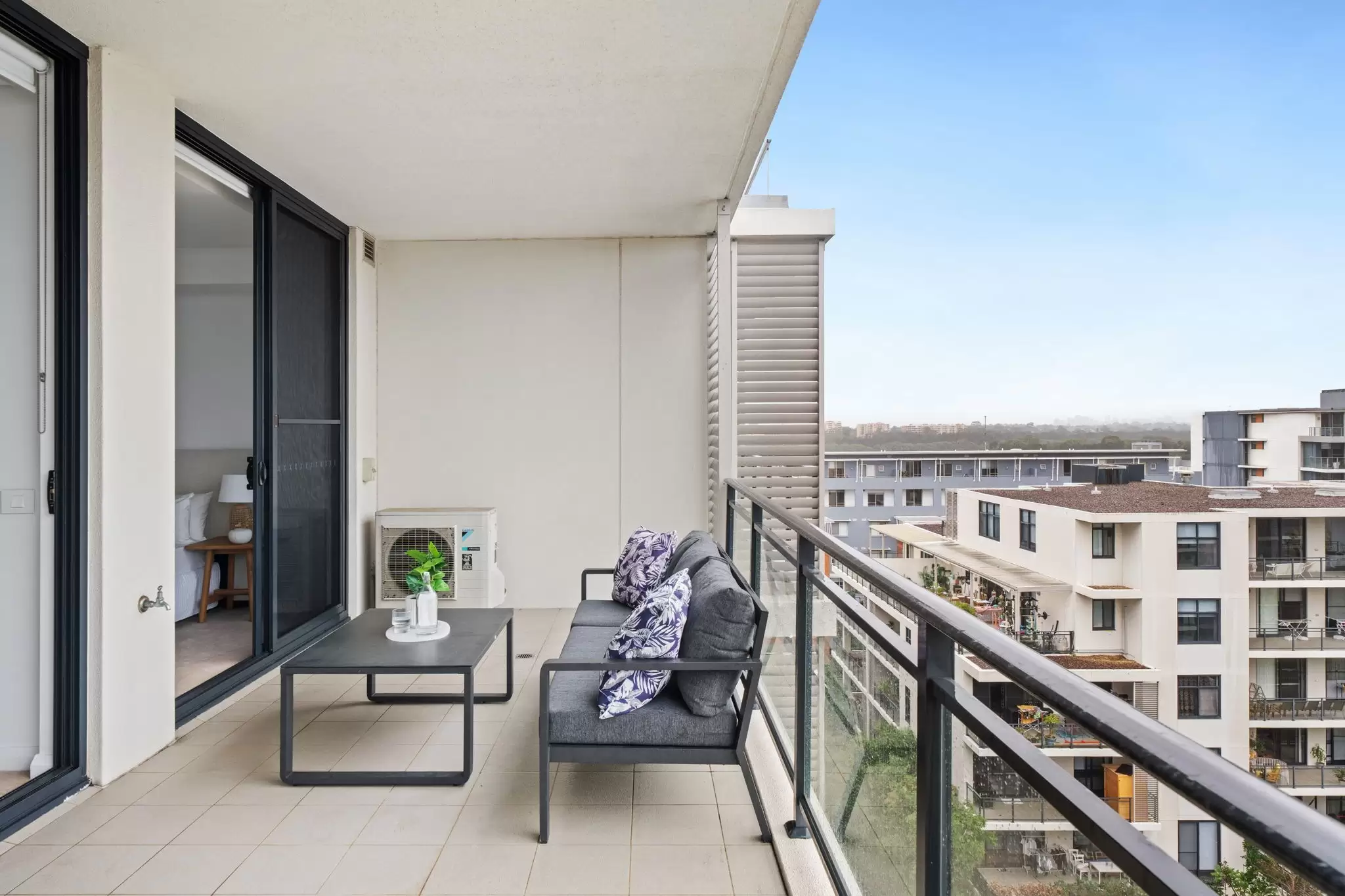 810/22 Baywater Drive, Wentworth Point For Sale by Chidiac Realty - image 5