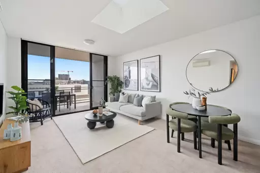 810/22 Baywater Drive, Wentworth Point For Sale by Chidiac Realty