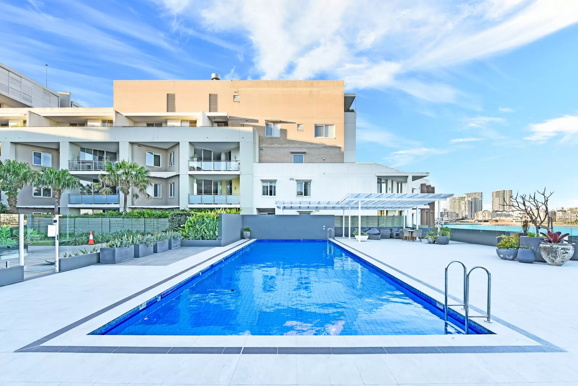 250/30 Baywater Drive, Wentworth Point Leased by Chidiac Realty - image 1