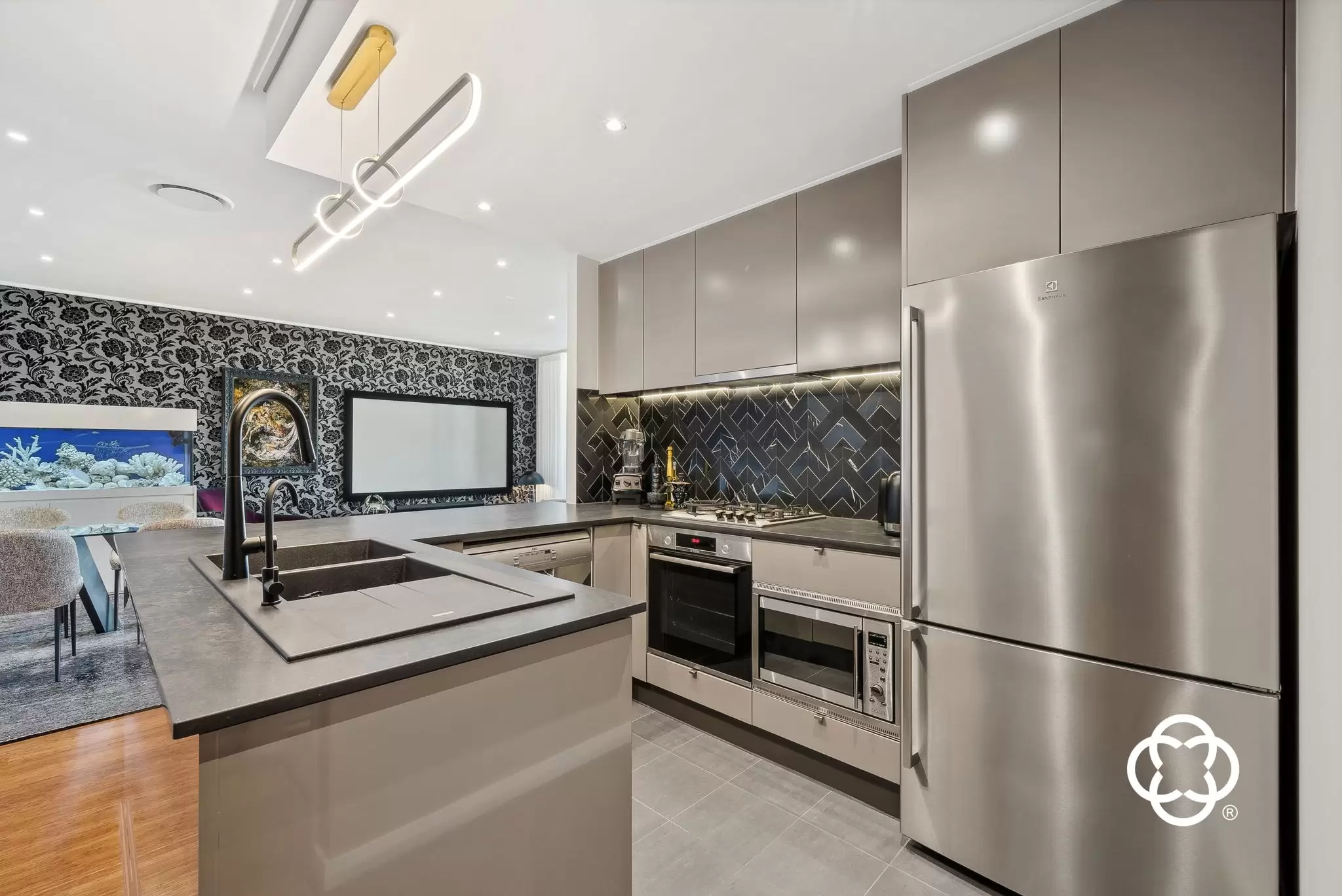 250/30 Baywater Drive, Wentworth Point Leased by Chidiac Realty - image 7