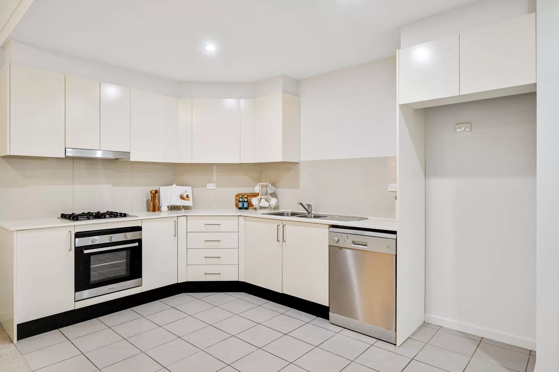 9/104 Railway Terrace, Merrylands For Sale by Chidiac Realty - image 1