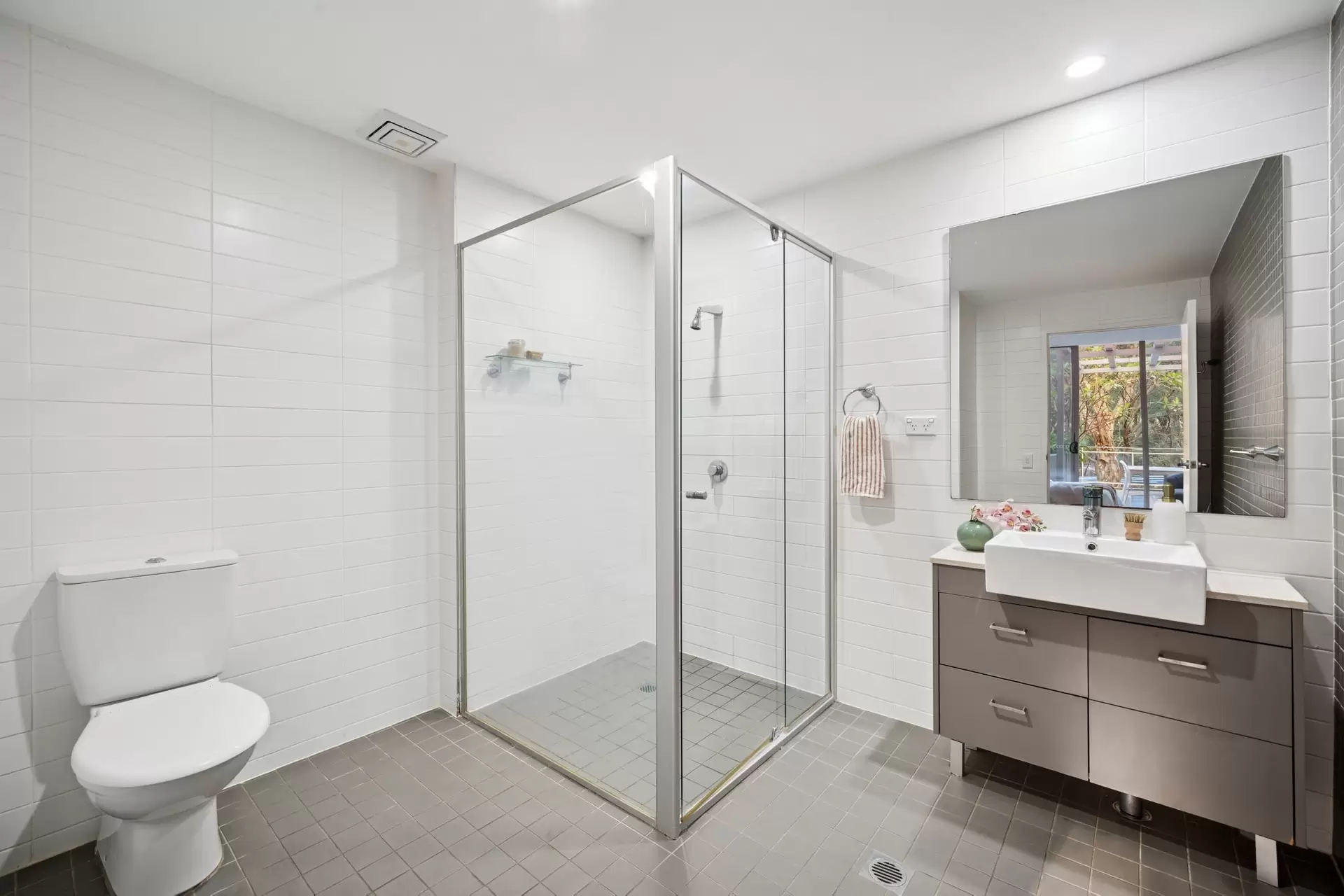 104/21 Hill Road, Wentworth Point For Sale by Chidiac Realty - image 1