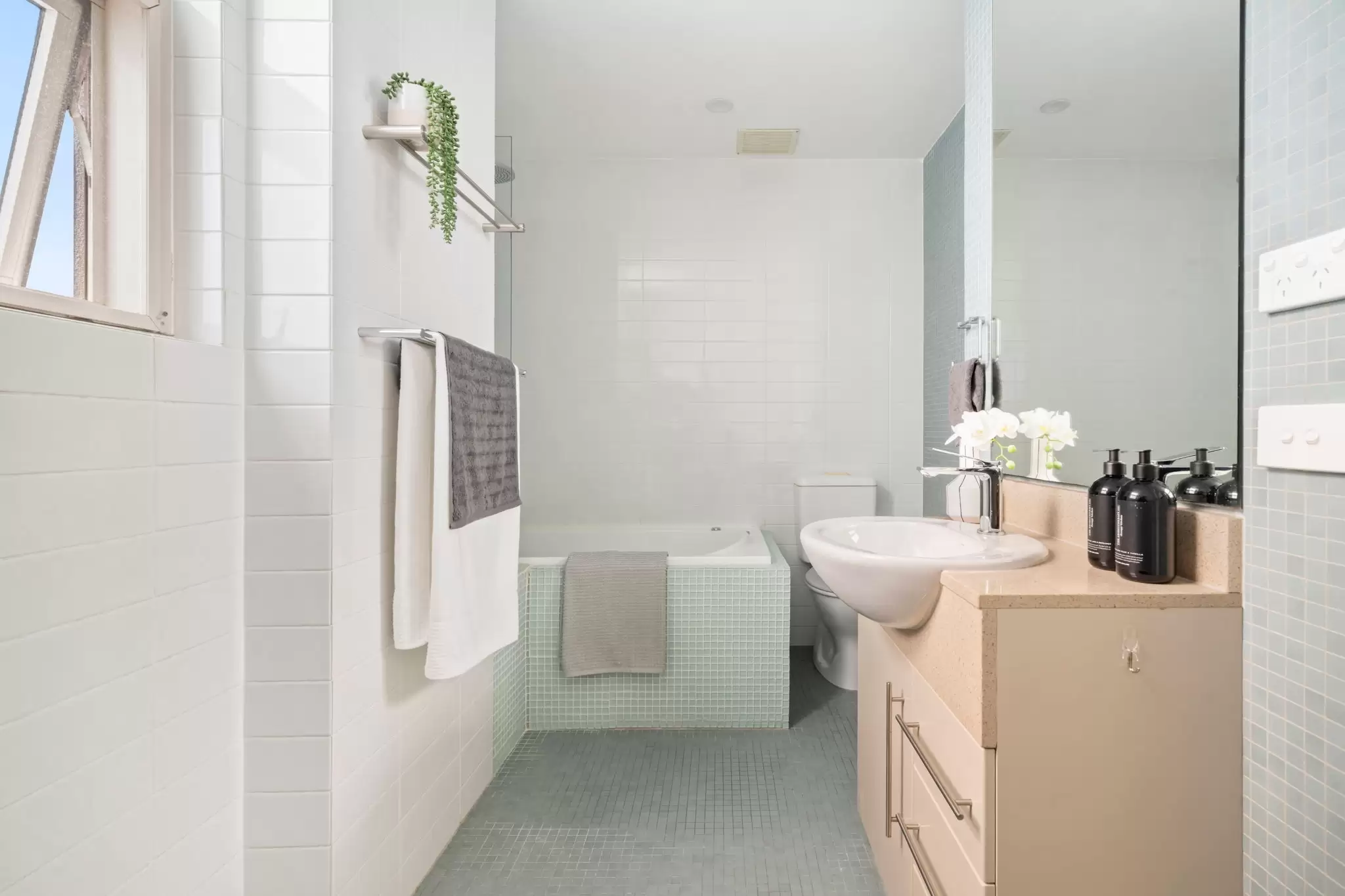 601/1 The Piazza, Wentworth Point Sold by Chidiac Realty - image 10