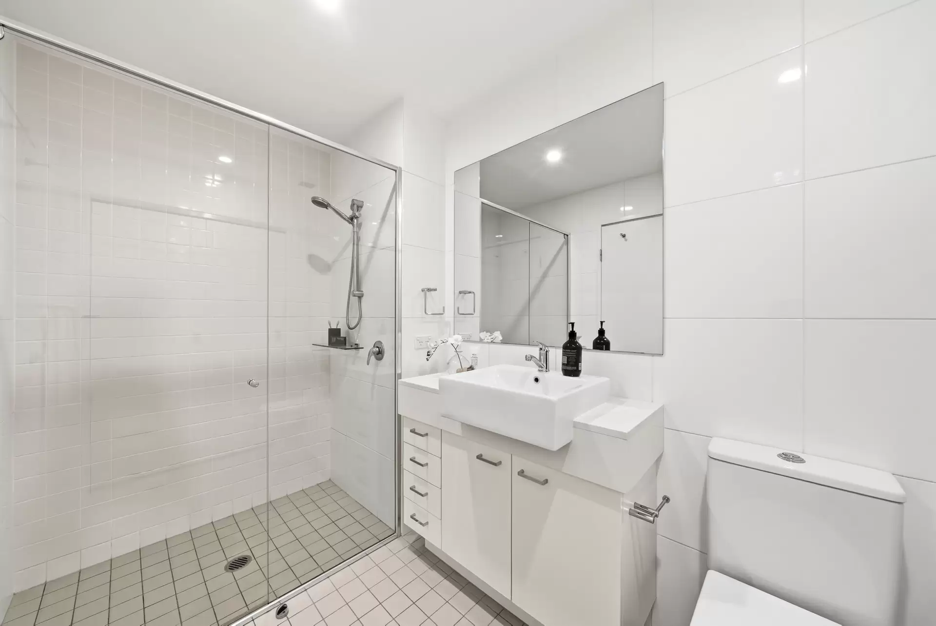 153/3 Baywater Drive, Wentworth Point Sold by Chidiac Realty - image 1