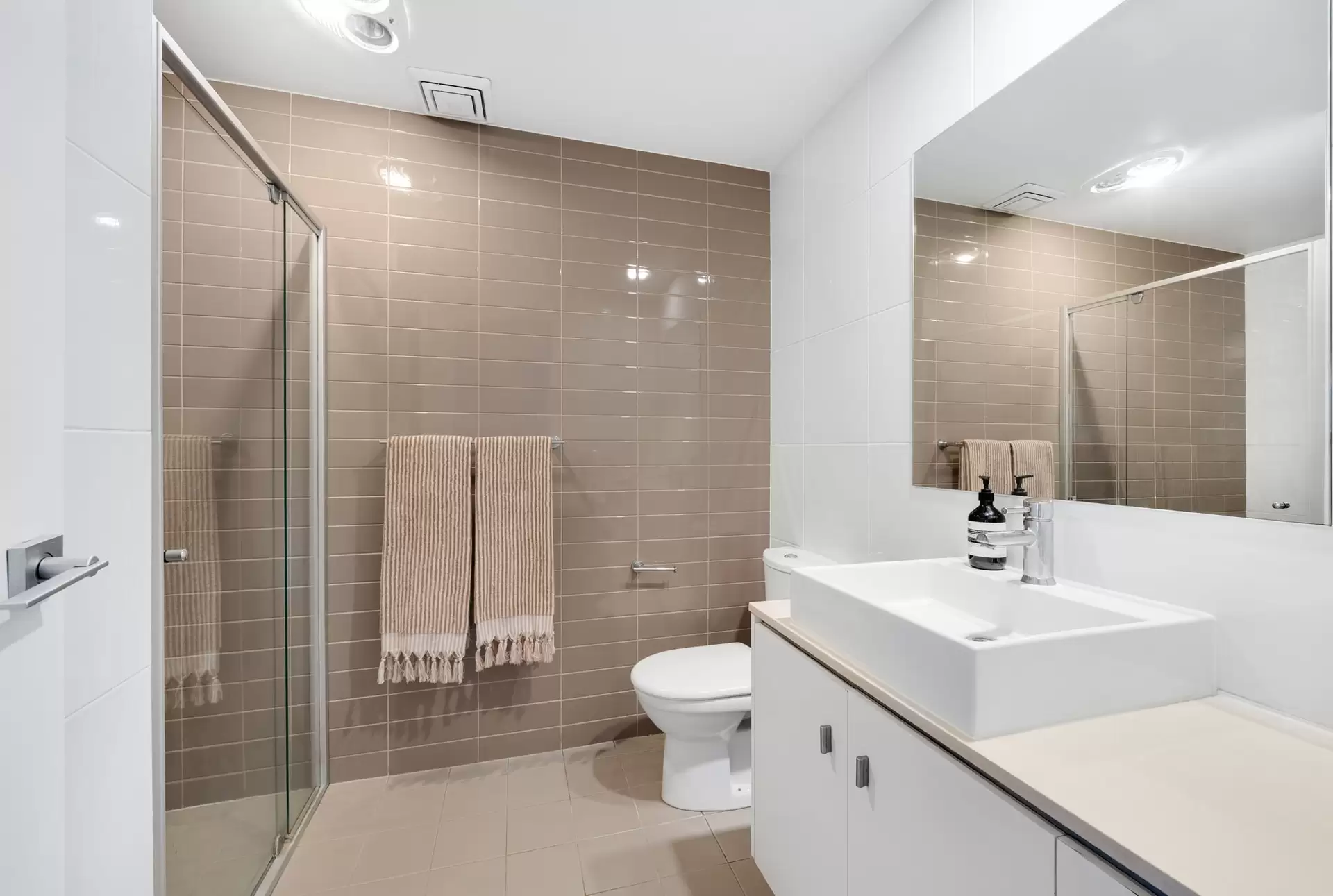 324/3 Stromboli Strait, Wentworth Point Sold by Chidiac Realty - image 1