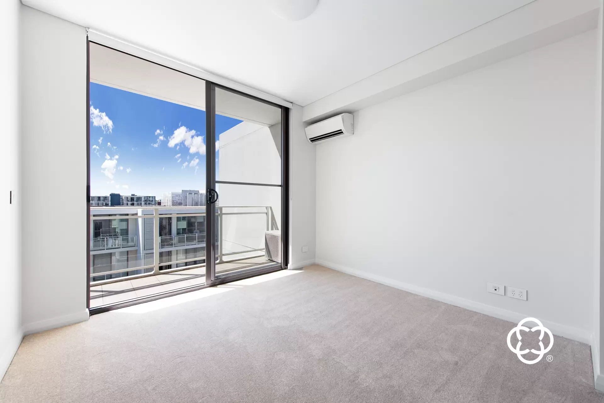 705/25 Hill Road, Wentworth Point Leased by Chidiac Realty - image 1