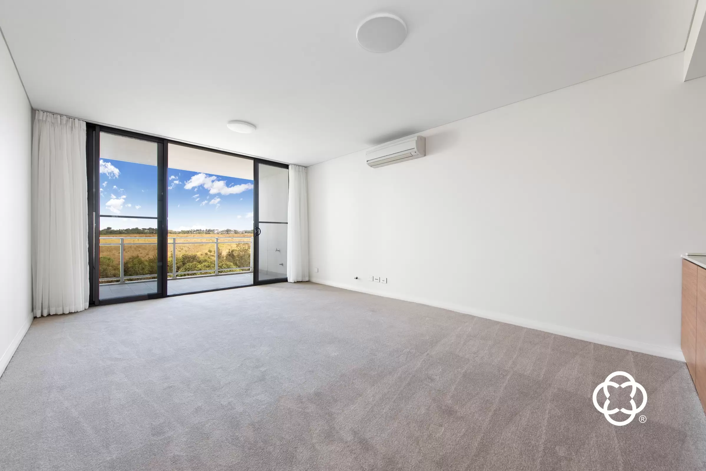705/25 Hill Road, Wentworth Point Leased by Chidiac Realty - image 3