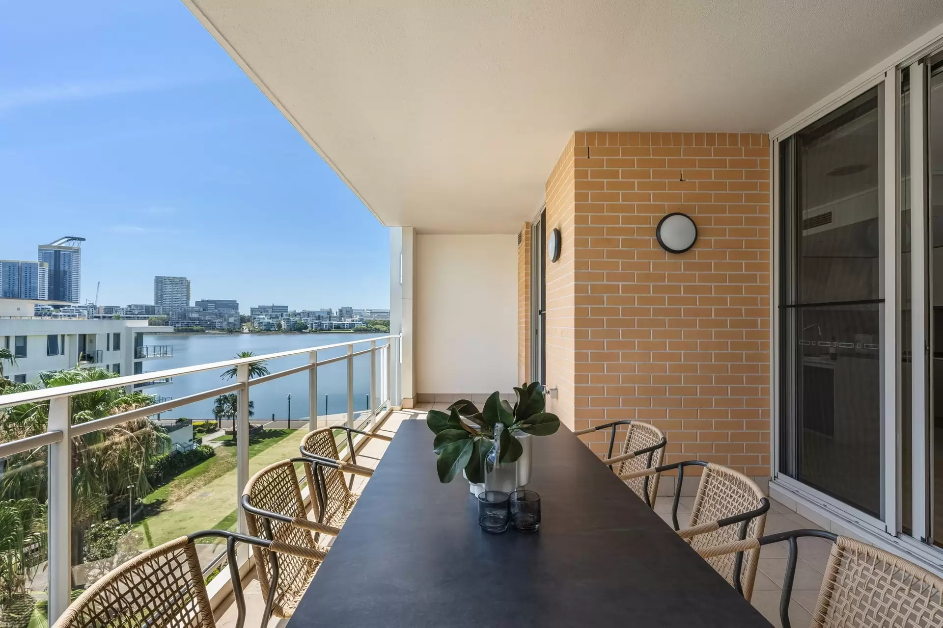 645/2 The Crescent, Wentworth Point Sold by Chidiac Realty - image 1