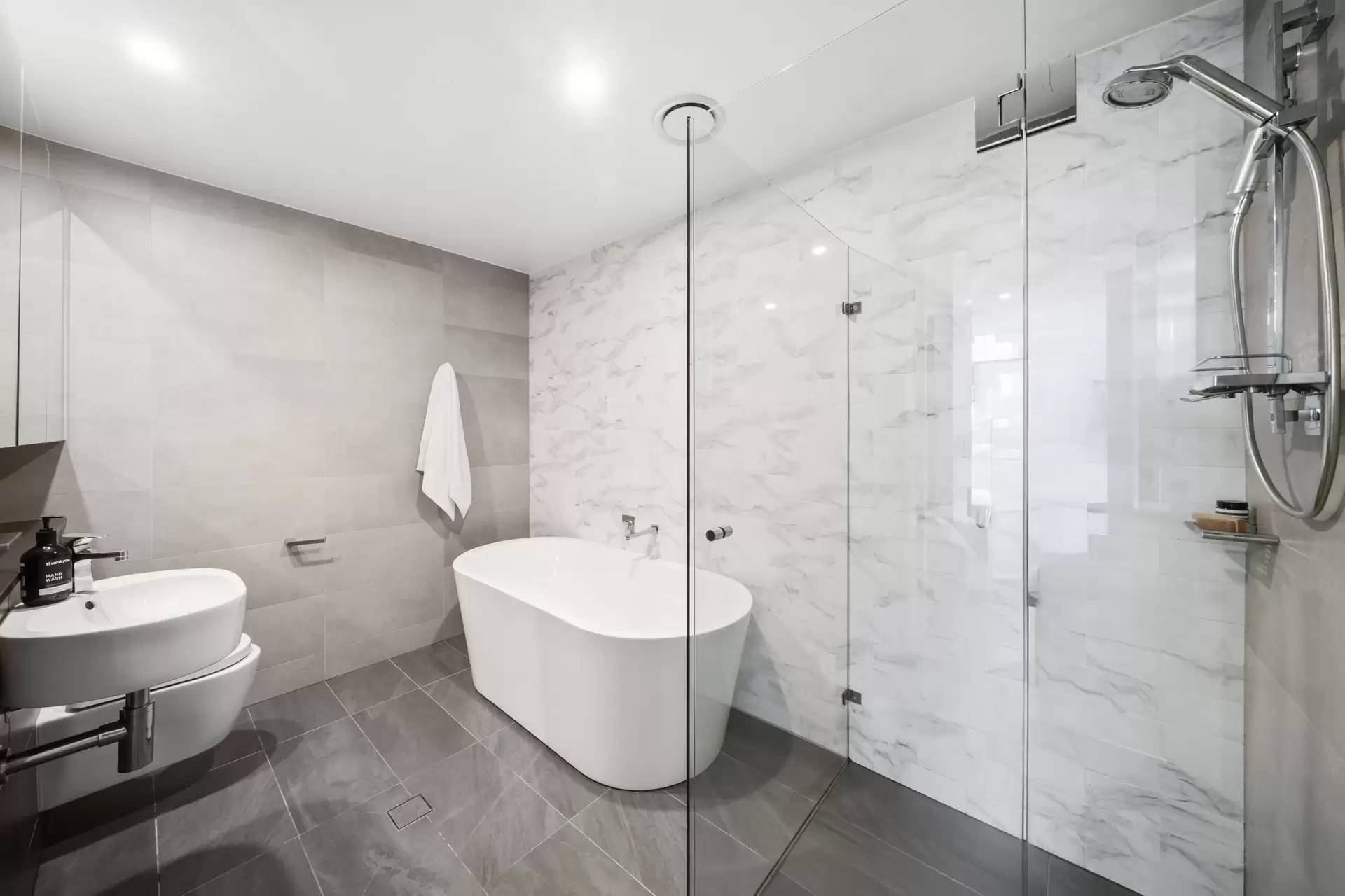 238/1 Betty Cuthbert Avenue, Sydney Olympic Park Sold by Chidiac Realty - image 1