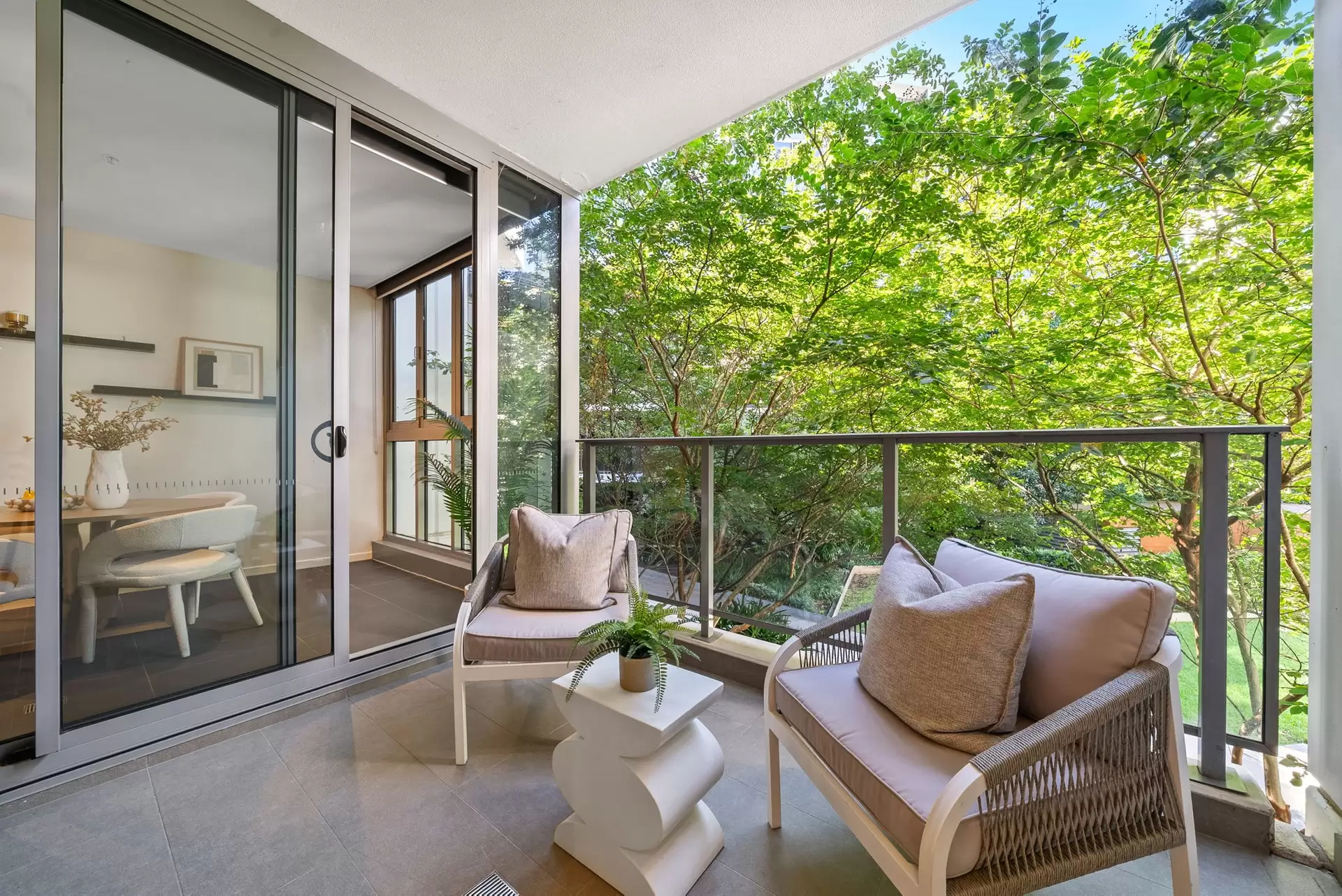 501/3 Half Street, Wentworth Point Sold by Chidiac Realty - image 1