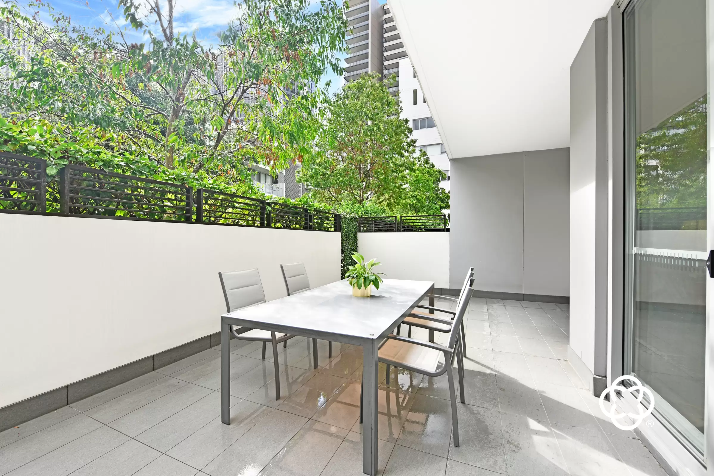 222/5 Verona Drive, Wentworth Point Leased by Chidiac Realty - image 2