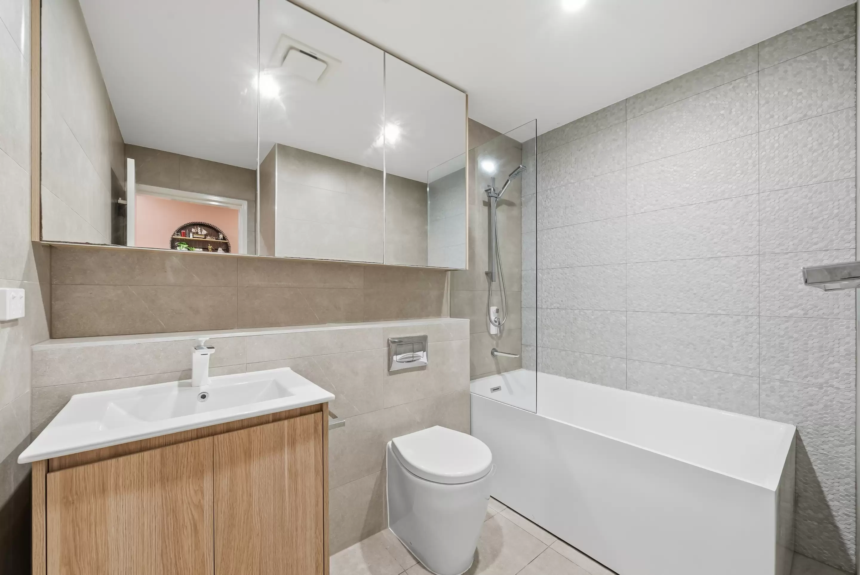 102/123 Bowden Street, Meadowbank Leased by Chidiac Realty - image 9