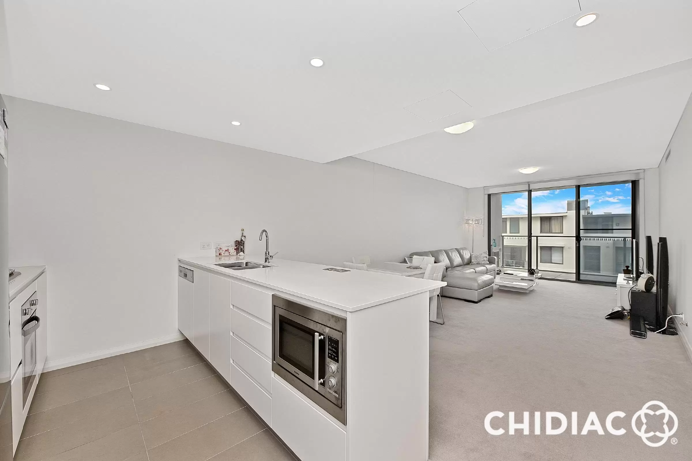 504/8 Marine Parade, Wentworth Point Leased by Chidiac Realty - image 2