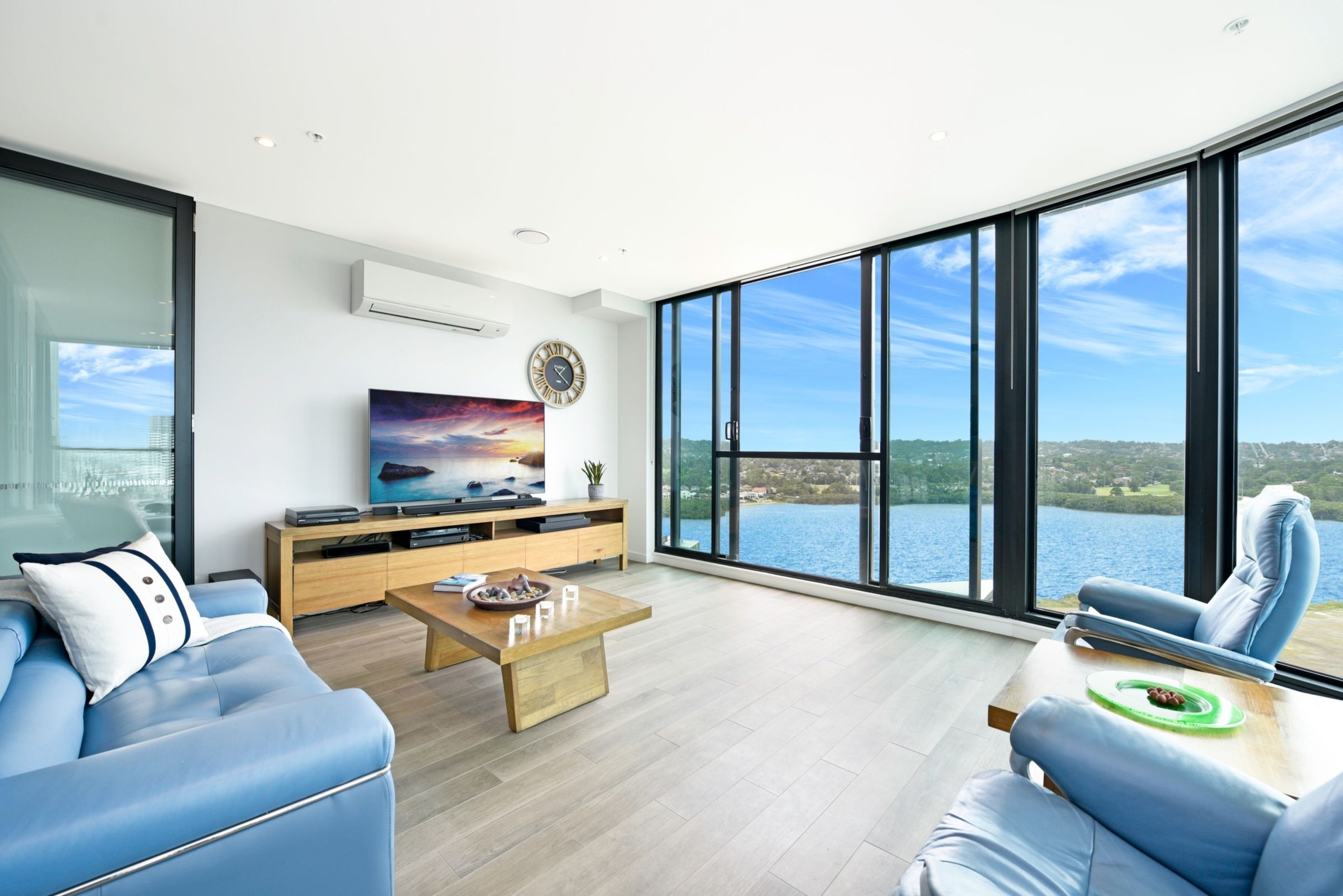 1706/17 Wentworth Place, Wentworth Point Sold by Chidiac Realty - image 1