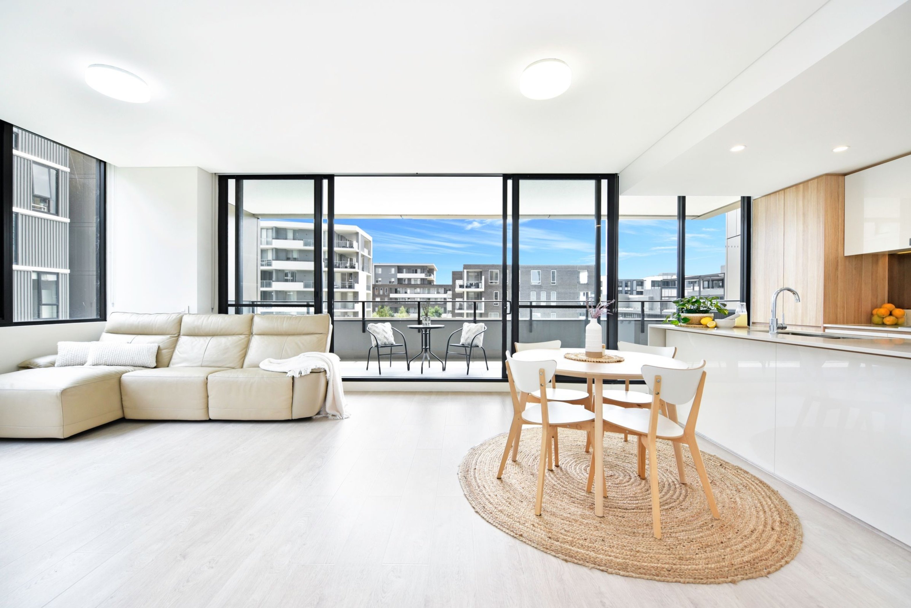 502/46 Savona Drive, Wentworth Point Sold by Chidiac Realty - image 4