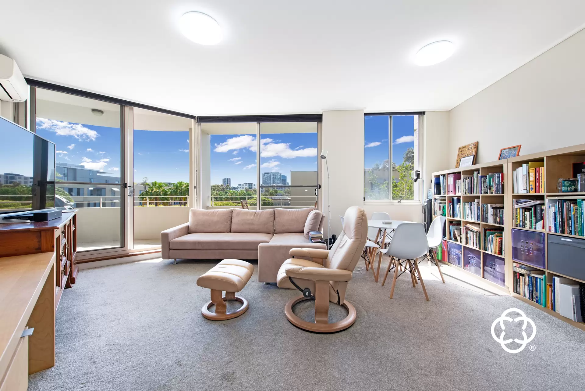 311/2 The Piazza, Wentworth Point Leased by Chidiac Realty - image 1