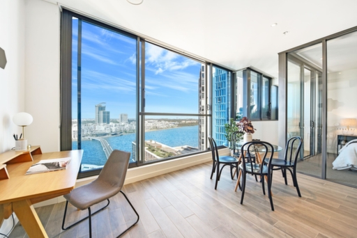 1907/11 Wentworth Place, Wentworth Point Sold by Chidiac Realty