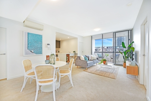 713/19 Baywater Drive, Wentworth Point Sold by Chidiac Realty