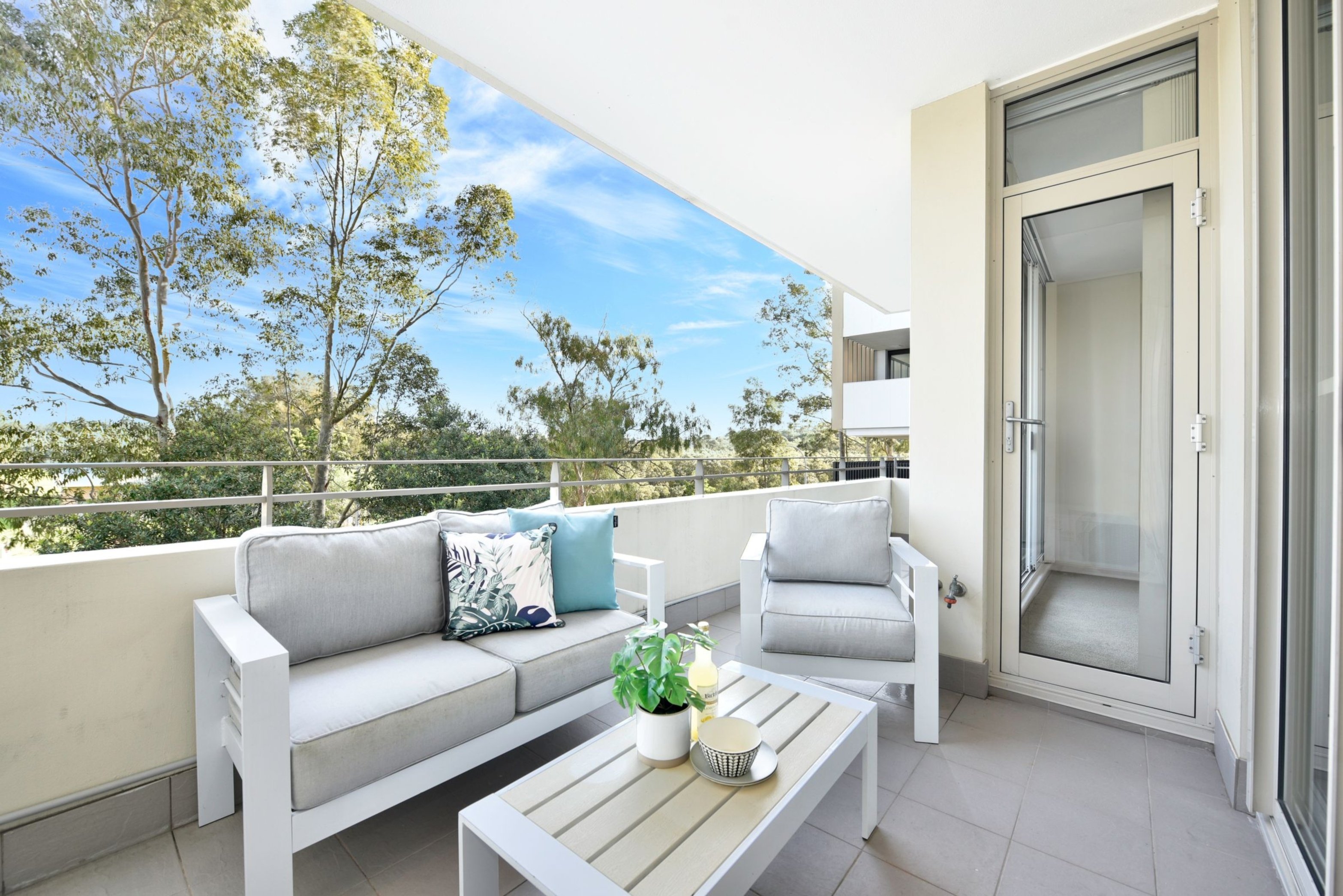 207/1 The Piazza, Wentworth Point Sold by Chidiac Realty - image 1